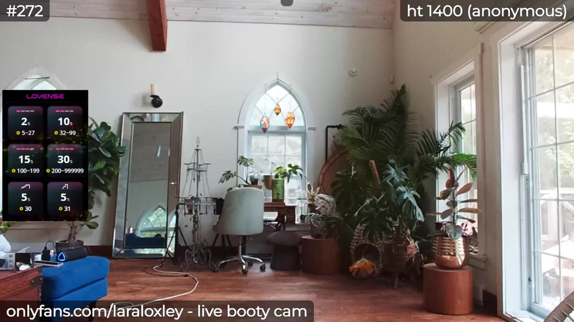 Gallery image thumbnail from LaraLoxley's myfreecams stream on, 05/17/2025, 22:59 image 8 of 20