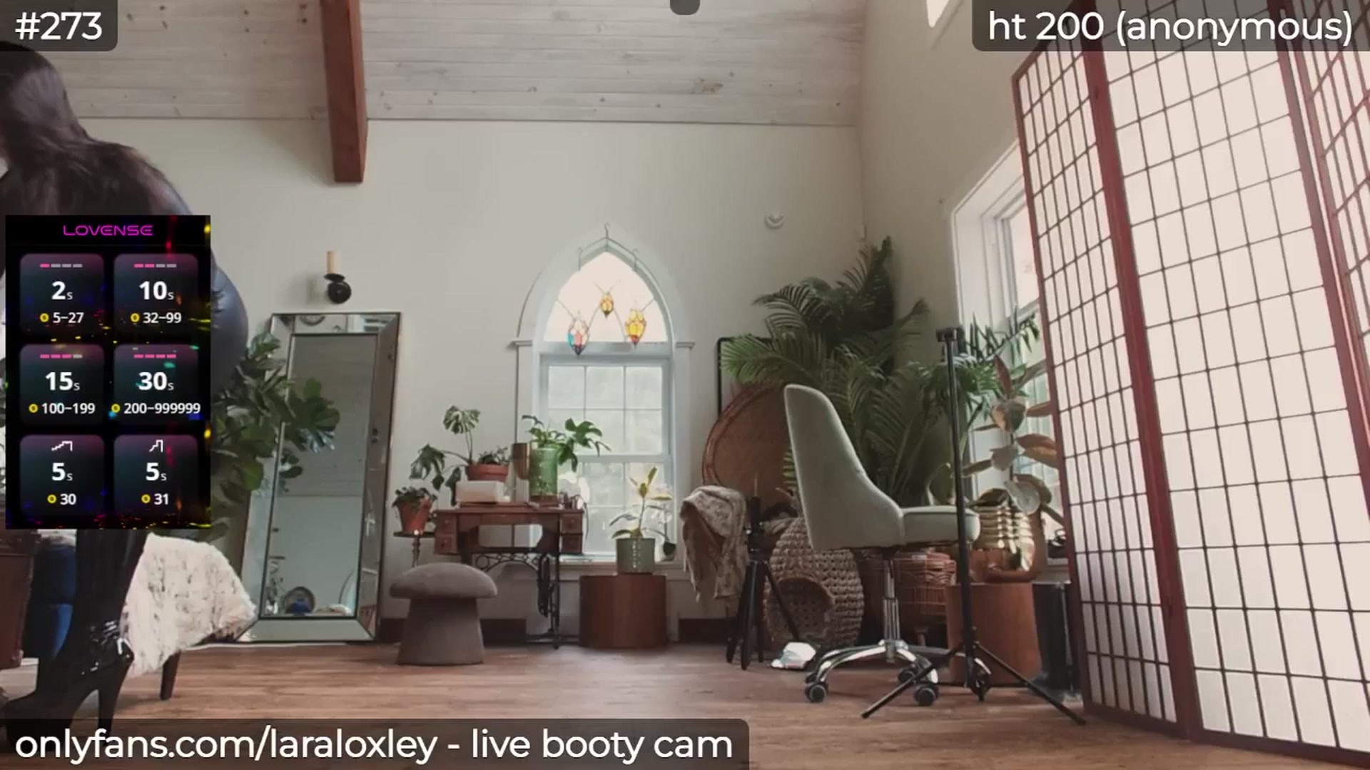 Gallery image thumbnail from LaraLoxley's myfreecams stream on, 06/19/2025, 17:54 image 2 of 20