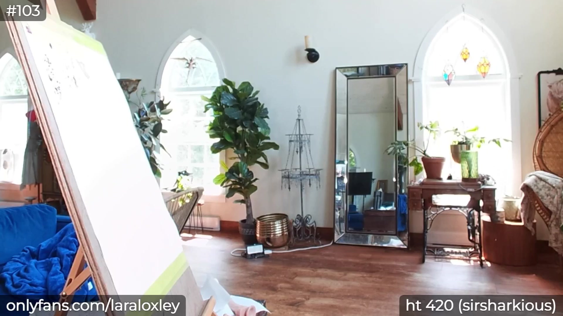 Gallery image thumbnail from LaraLoxley's myfreecams stream on, 07/28/2025, 16:51 image 11 of 20