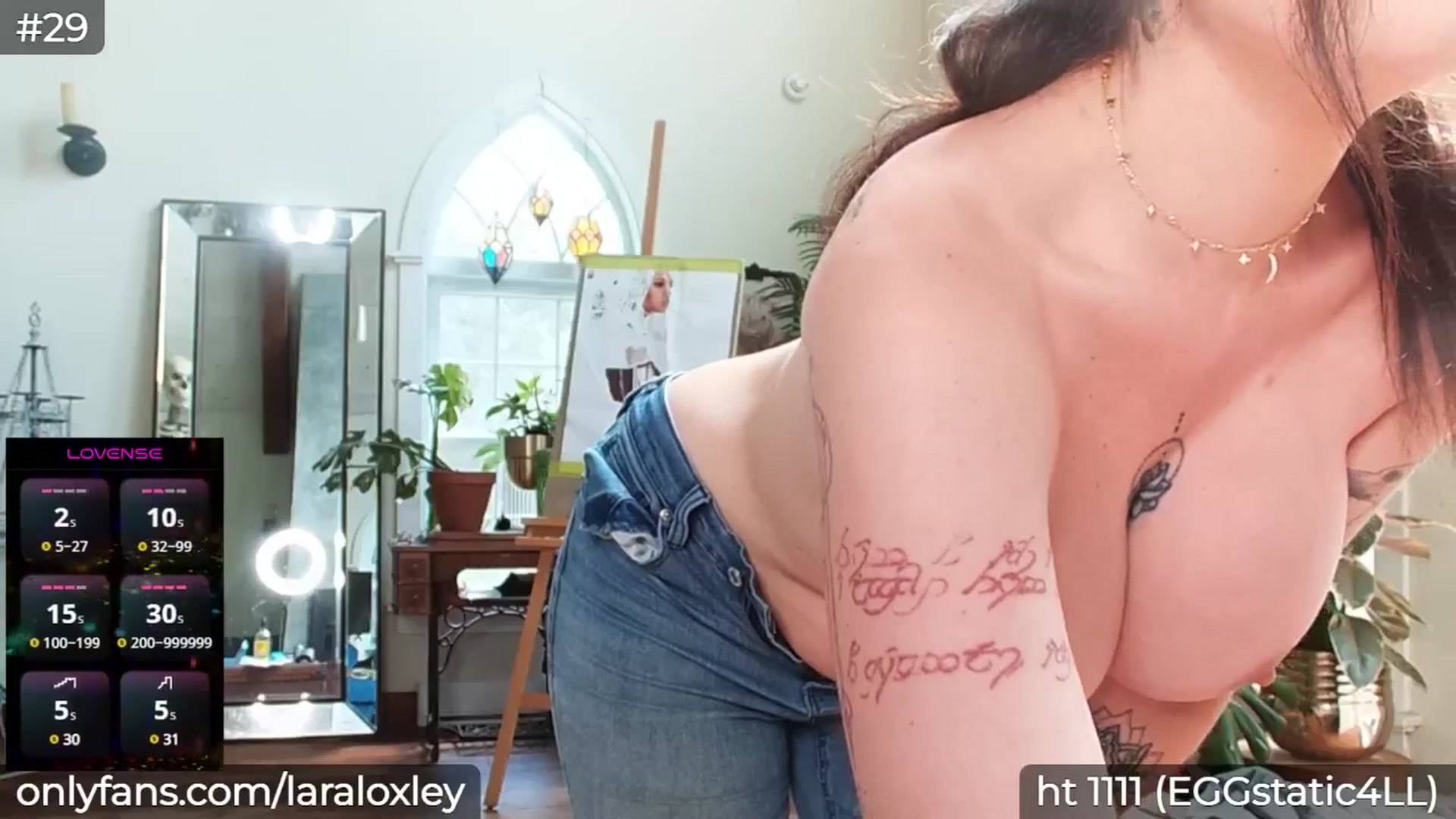 Gallery image thumbnail from LaraLoxley's myfreecams stream on, 08/01/2025, 20:00 image 9 of 20