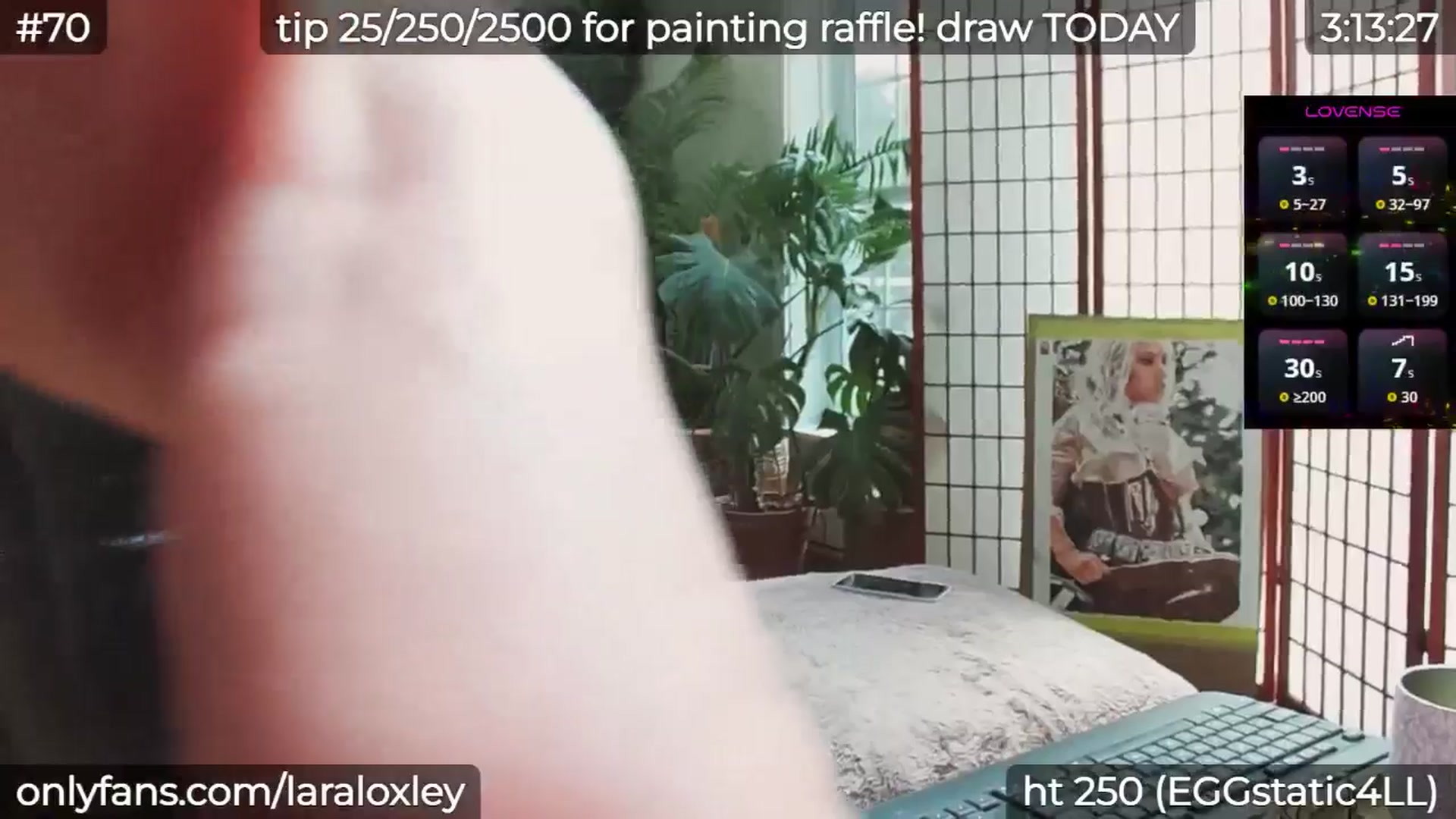 Gallery image thumbnail from LaraLoxley's myfreecams stream on, 08/31/2025, 20:25 image 7 of 20