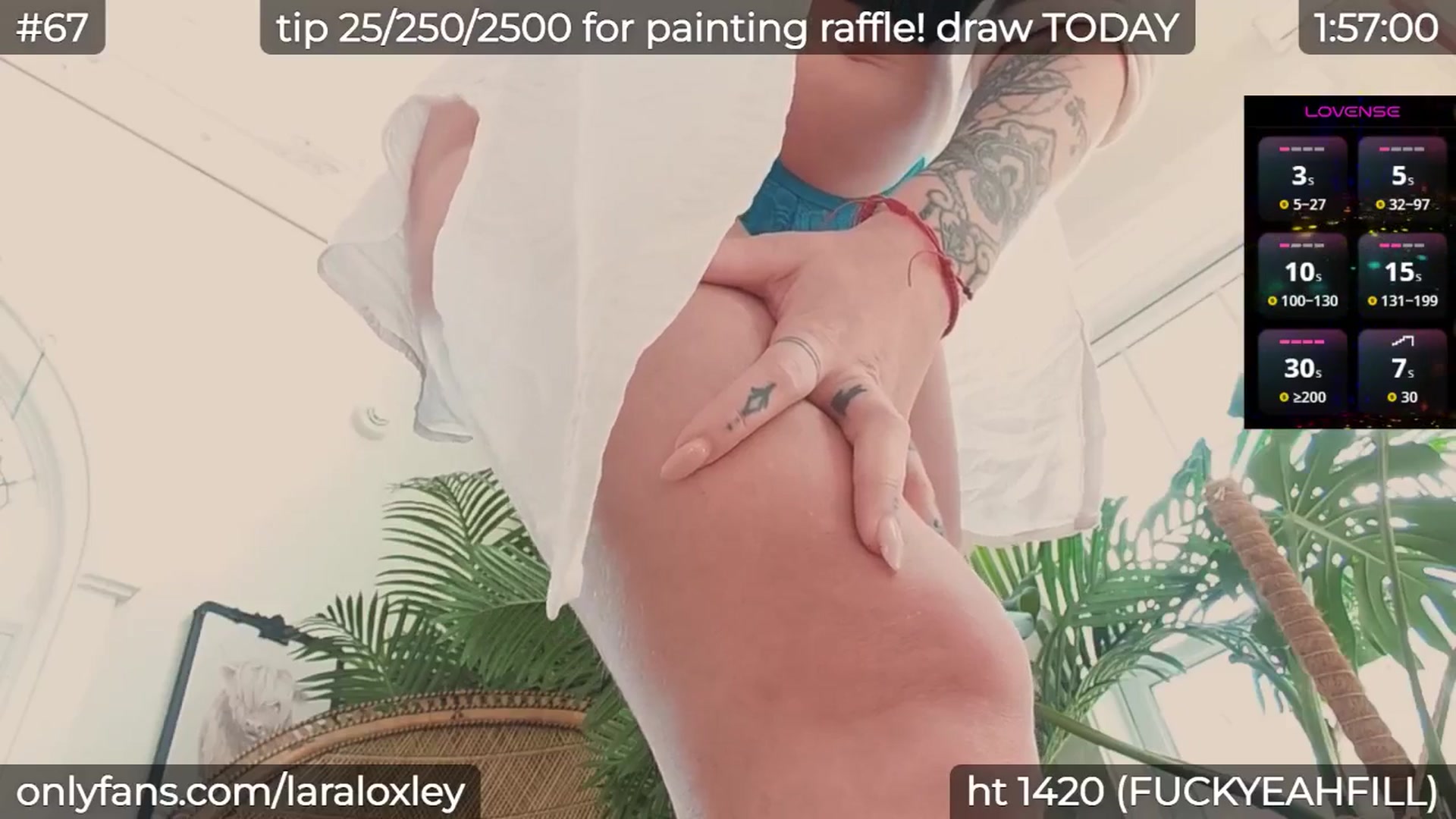 Gallery image thumbnail from LaraLoxley's myfreecams stream on, 08/31/2025, 20:25 image 13 of 20