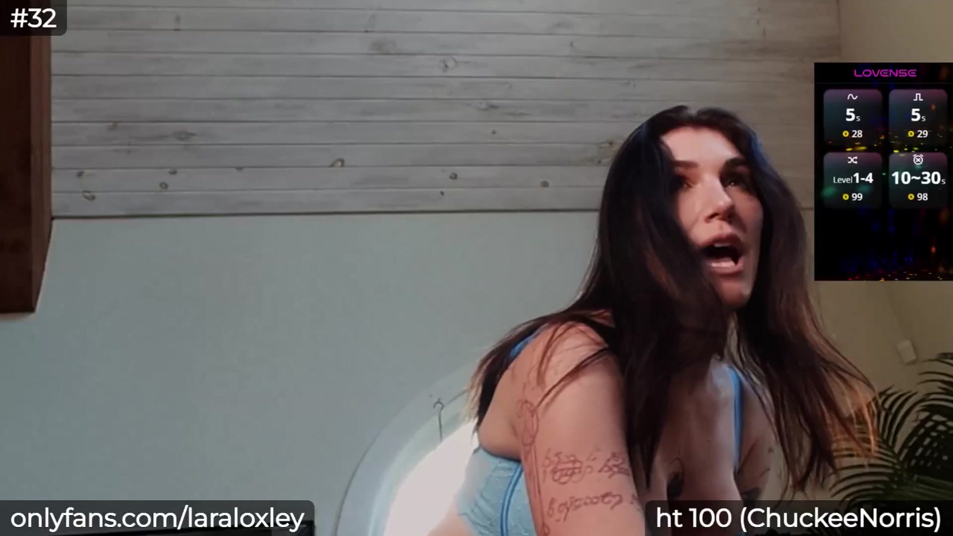 Gallery image thumbnail from LaraLoxley's myfreecams stream on, 09/08/2025, 16:32 image 8 of 20