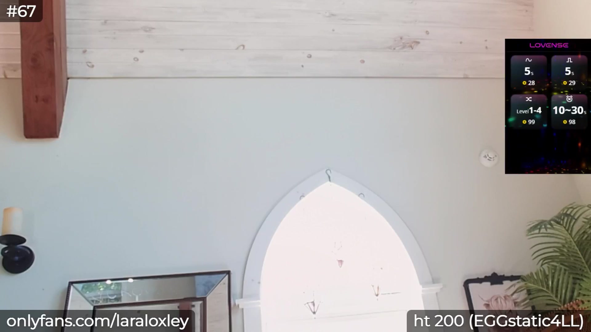 Gallery image thumbnail from LaraLoxley's myfreecams stream on, 09/15/2025, 15:29 image 16 of 20