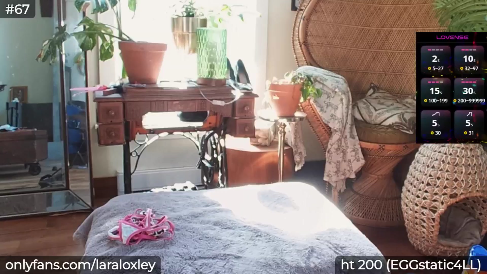 Gallery image thumbnail from LaraLoxley's myfreecams stream on, 09/15/2025, 15:29 image 20 of 20