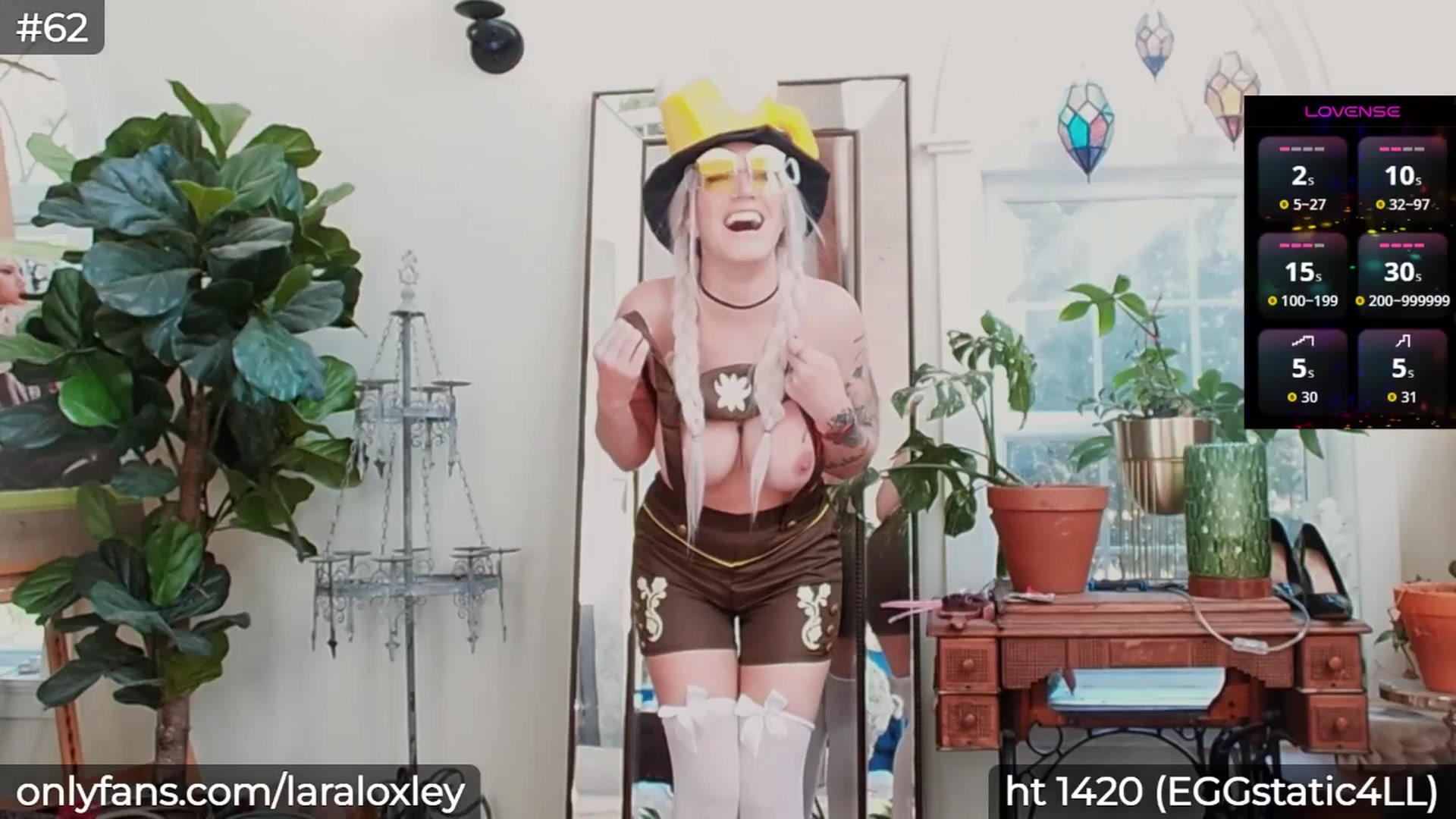 Gallery image thumbnail from LaraLoxley's myfreecams stream on, 09/20/2025, 20:48 image 10 of 20