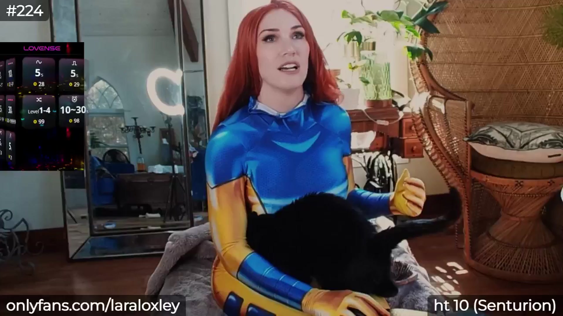 Gallery image thumbnail from LaraLoxley's myfreecams stream on, 10/10/2025, 17:43 image 1 of 20