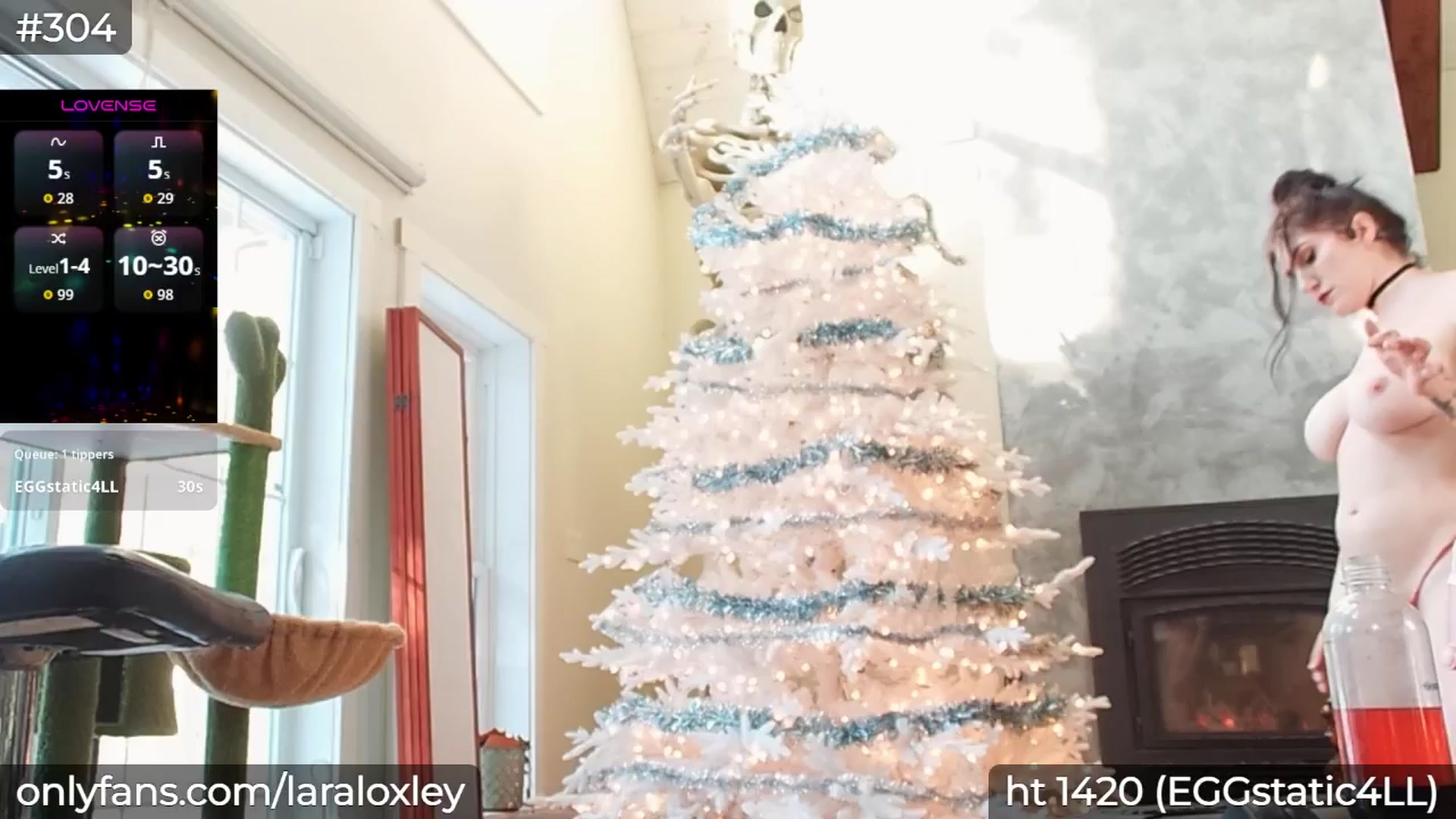 Gallery image thumbnail from LaraLoxley's myfreecams stream on, 12/08/2025, 18:58 image 6 of 20