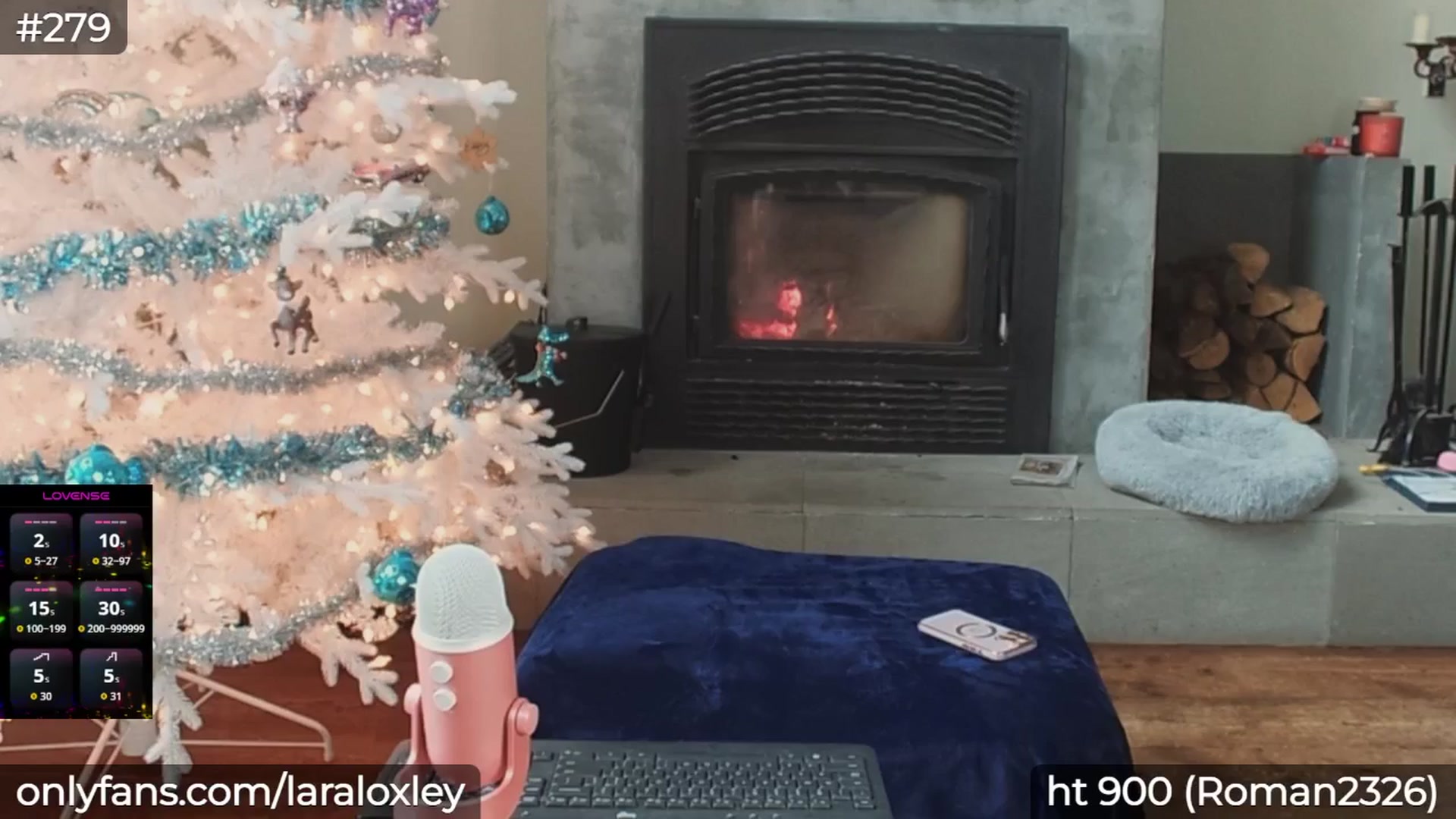 Gallery image thumbnail from LaraLoxley's myfreecams stream on, 12/22/2025, 17:26 image 1 of 20