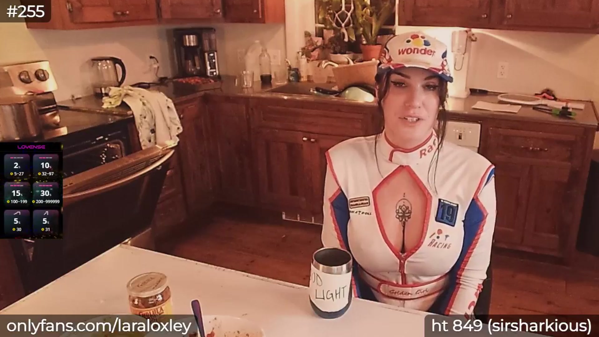 Gallery image thumbnail from LaraLoxley's myfreecams stream on, 12/23/2025, 23:40 image 18 of 20