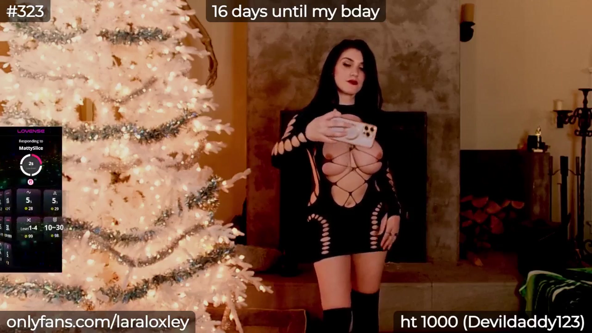 Gallery image thumbnail from LaraLoxley's myfreecams stream on, 02/10/2026, 22:41 image 5 of 20