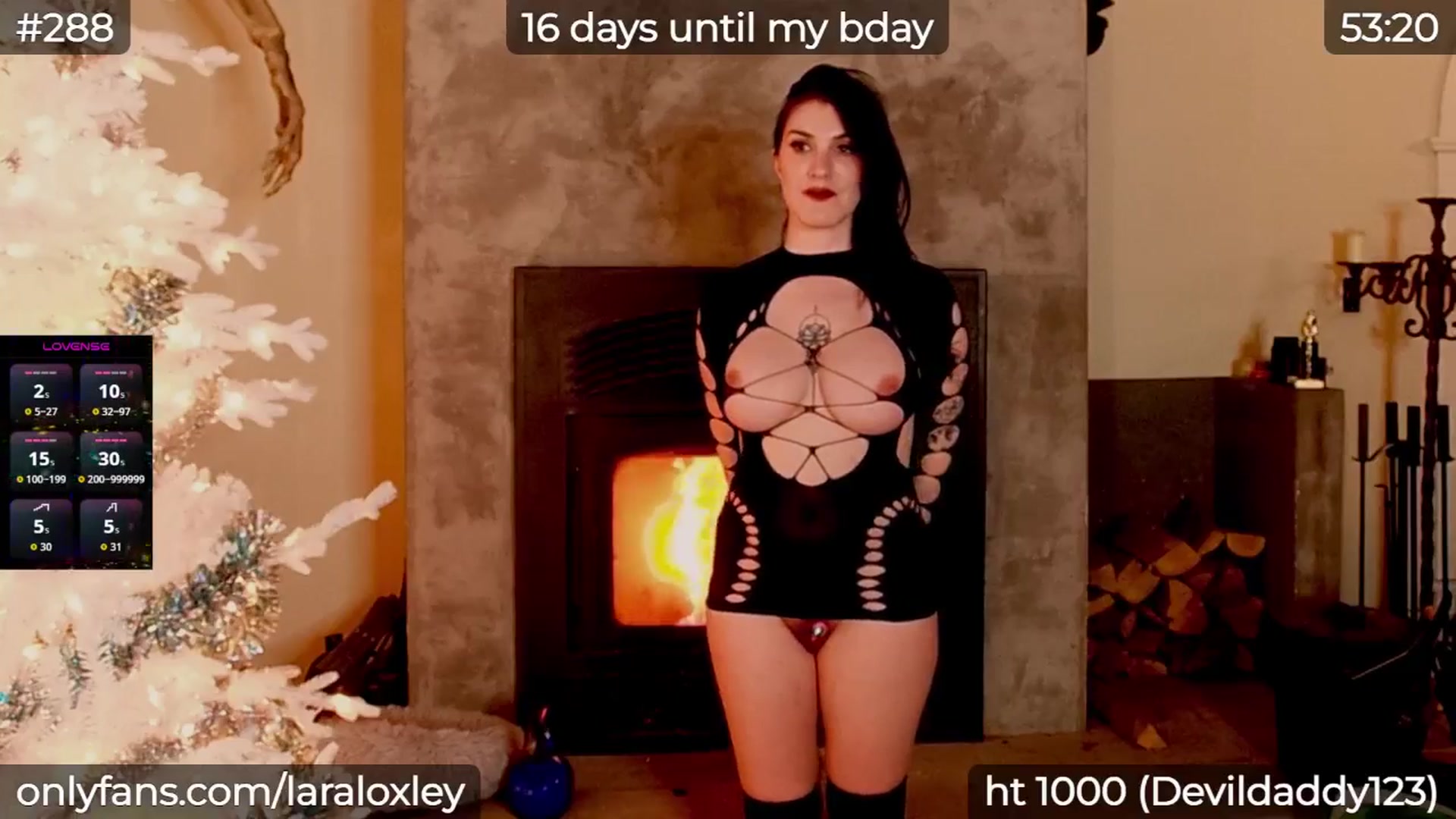 Gallery image thumbnail from LaraLoxley's myfreecams stream on, 02/10/2026, 22:41 image 15 of 20