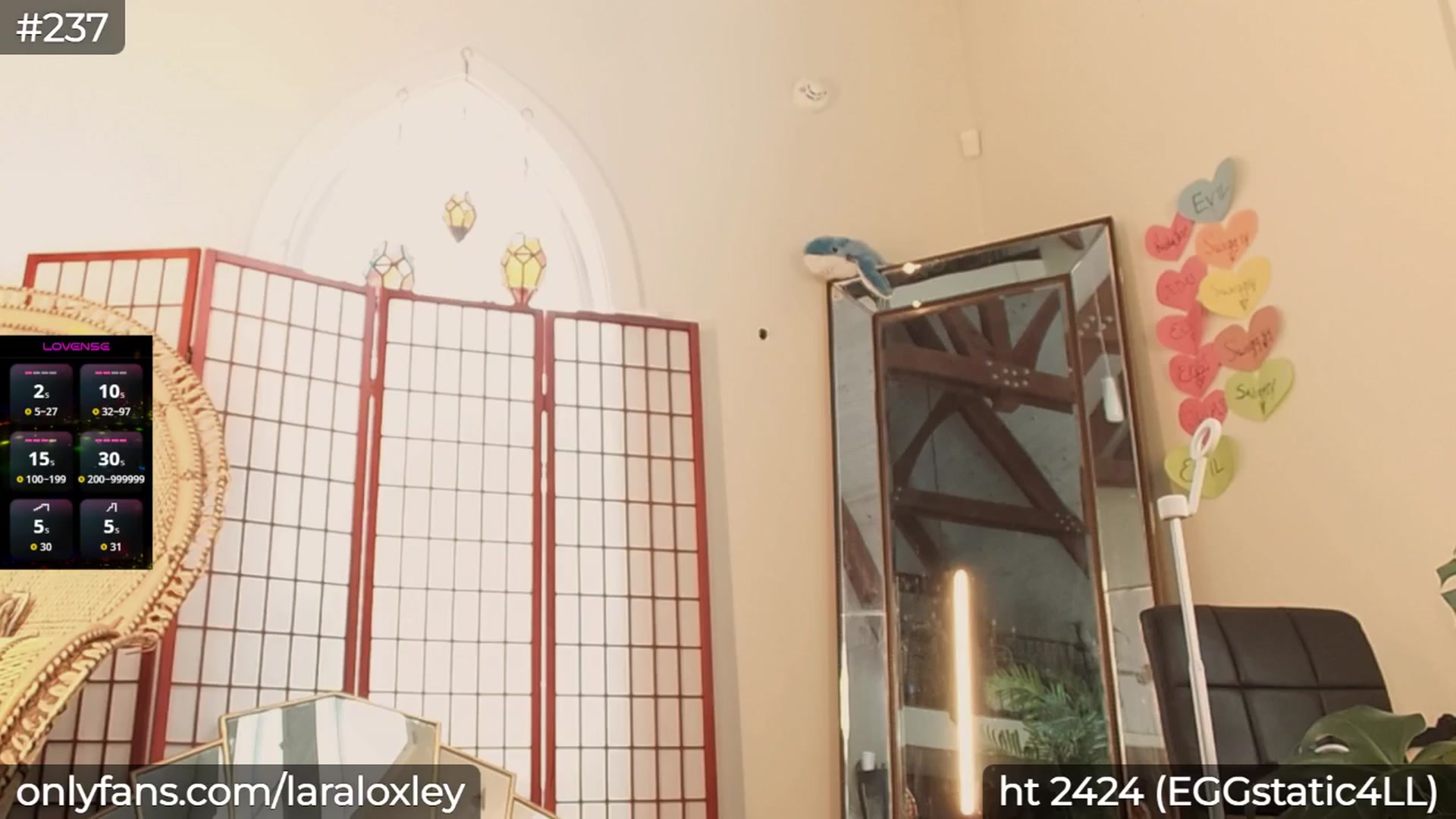 Gallery image thumbnail from LaraLoxley's myfreecams stream on, 03/22/2026, 17:45 image 10 of 20