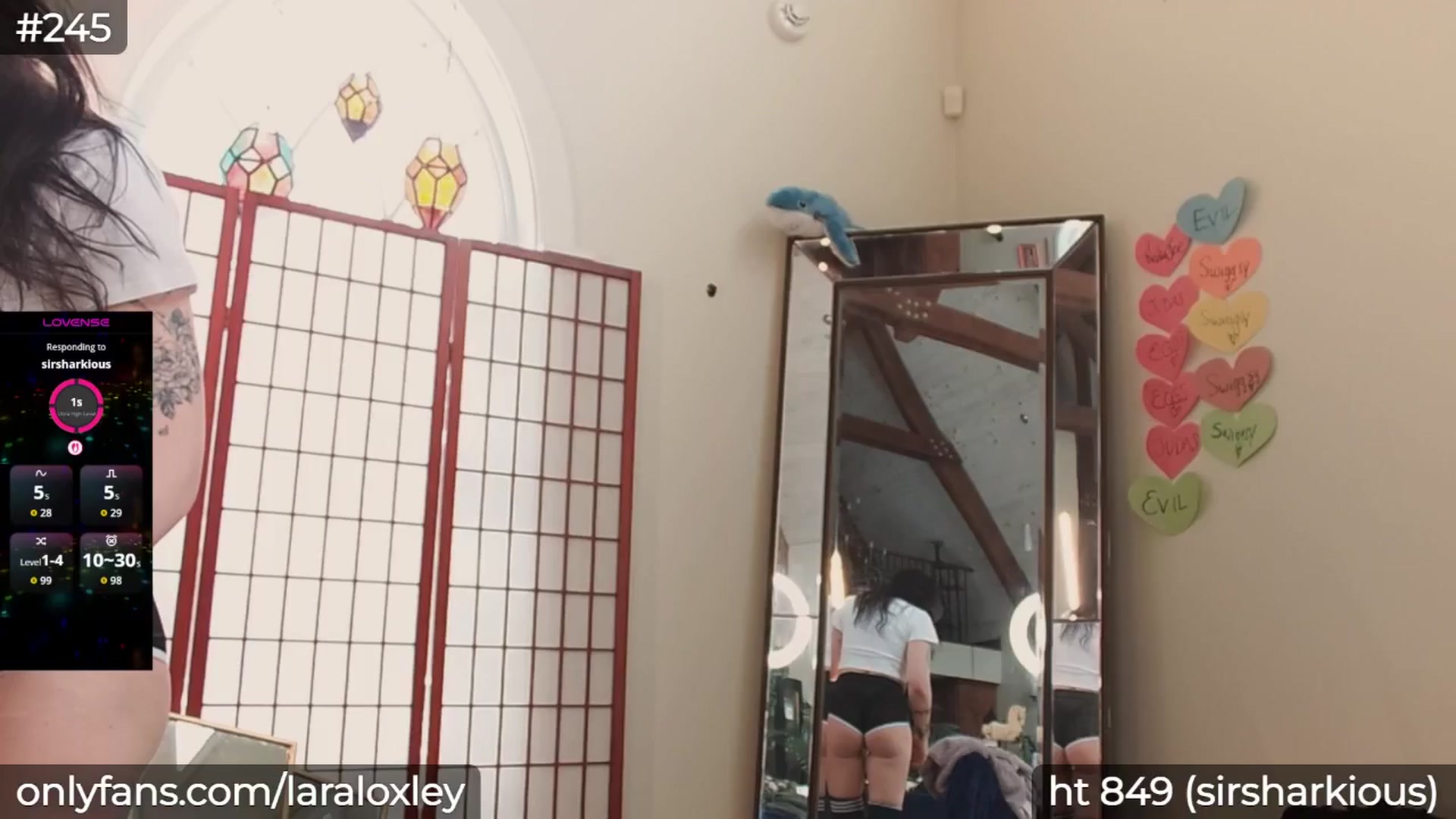 Gallery image thumbnail from LaraLoxley's myfreecams stream on, 03/25/2026, 19:59 image 4 of 20