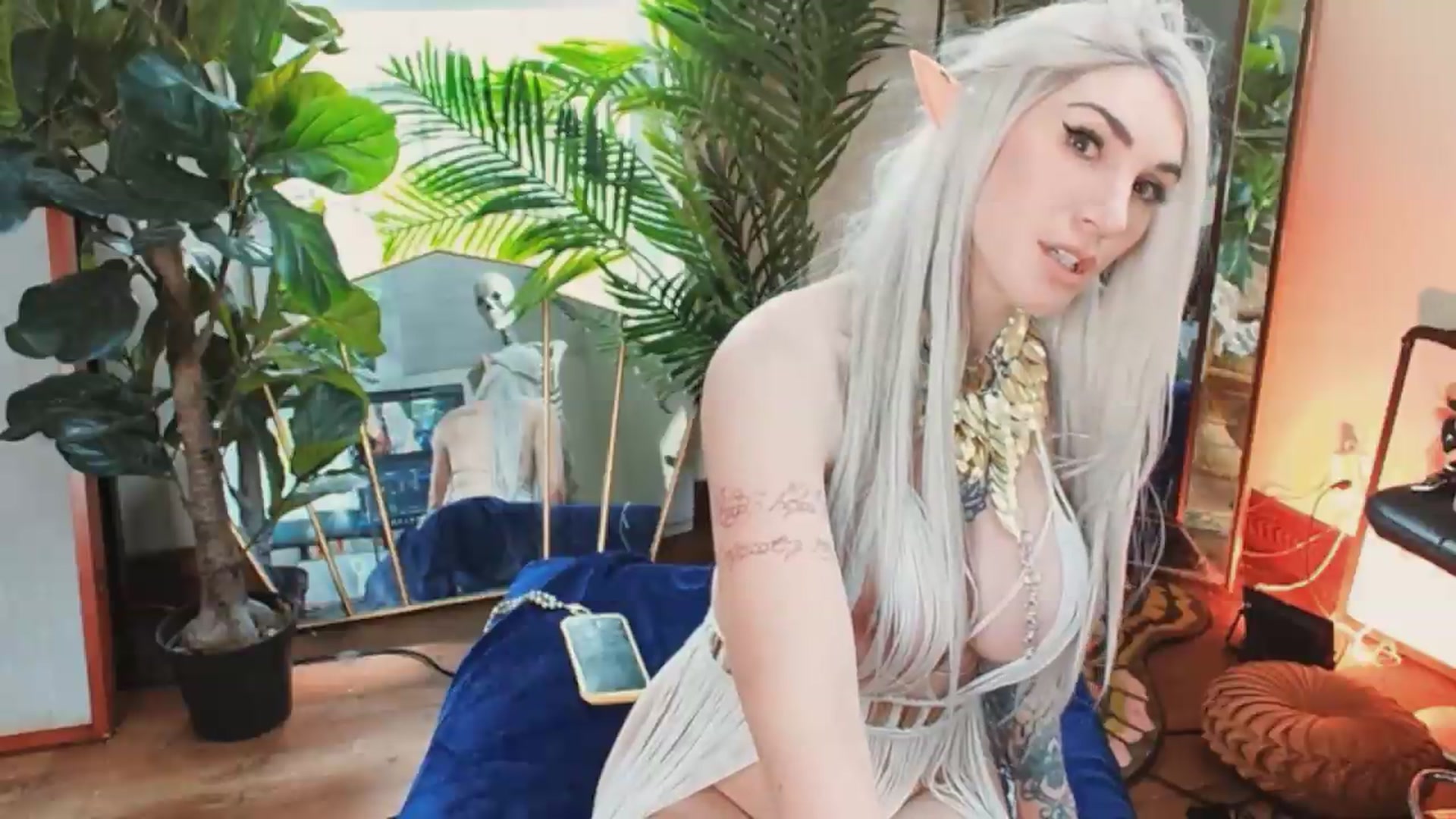 Gallery image thumbnail from LaraLoxley's myfreecams stream on, 07/19/2026, 17:16 image 5 of 20