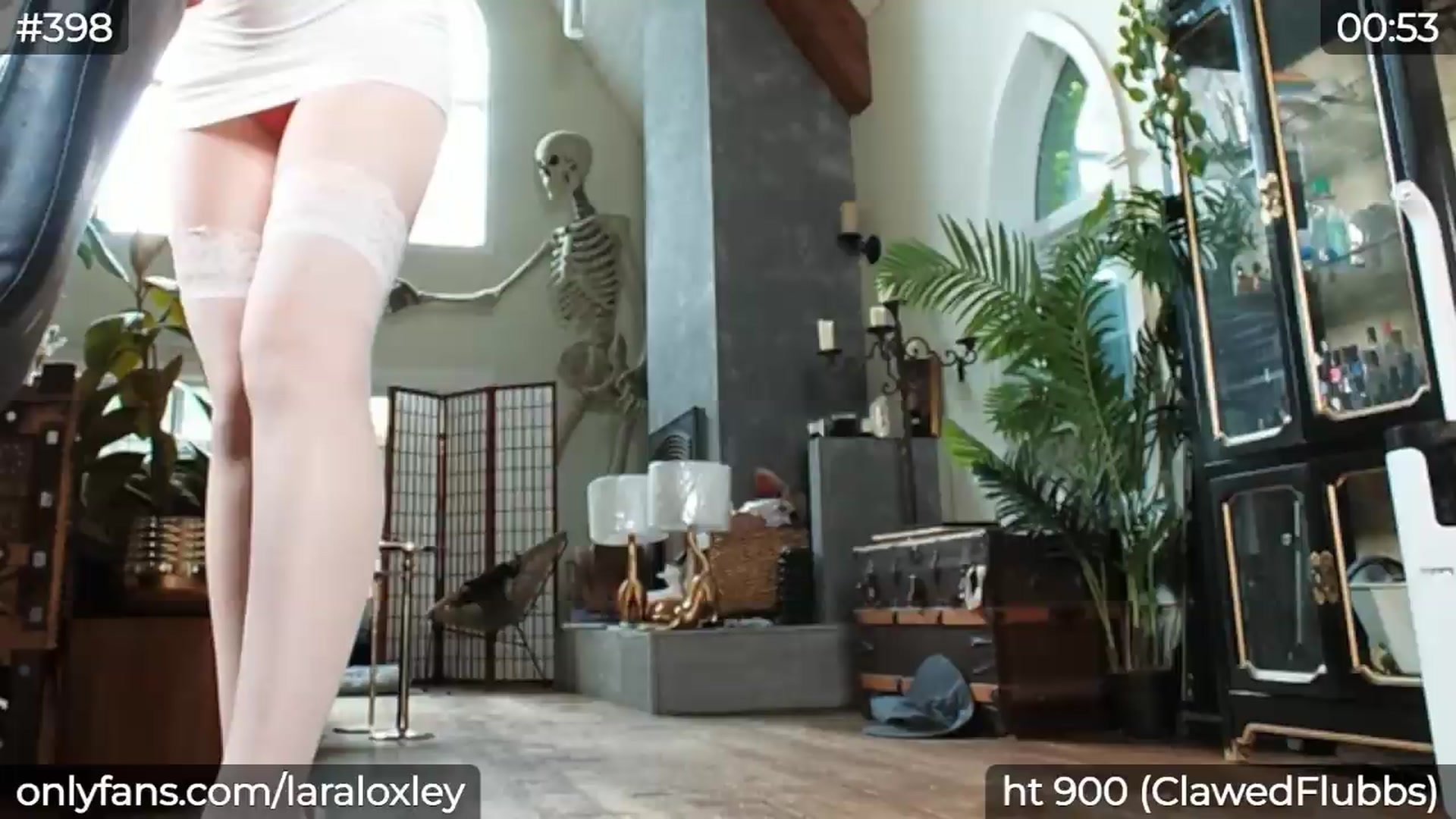 Gallery image thumbnail from LaraLoxley's myfreecams stream on, 09/02/2026, 19:24 image 3 of 20