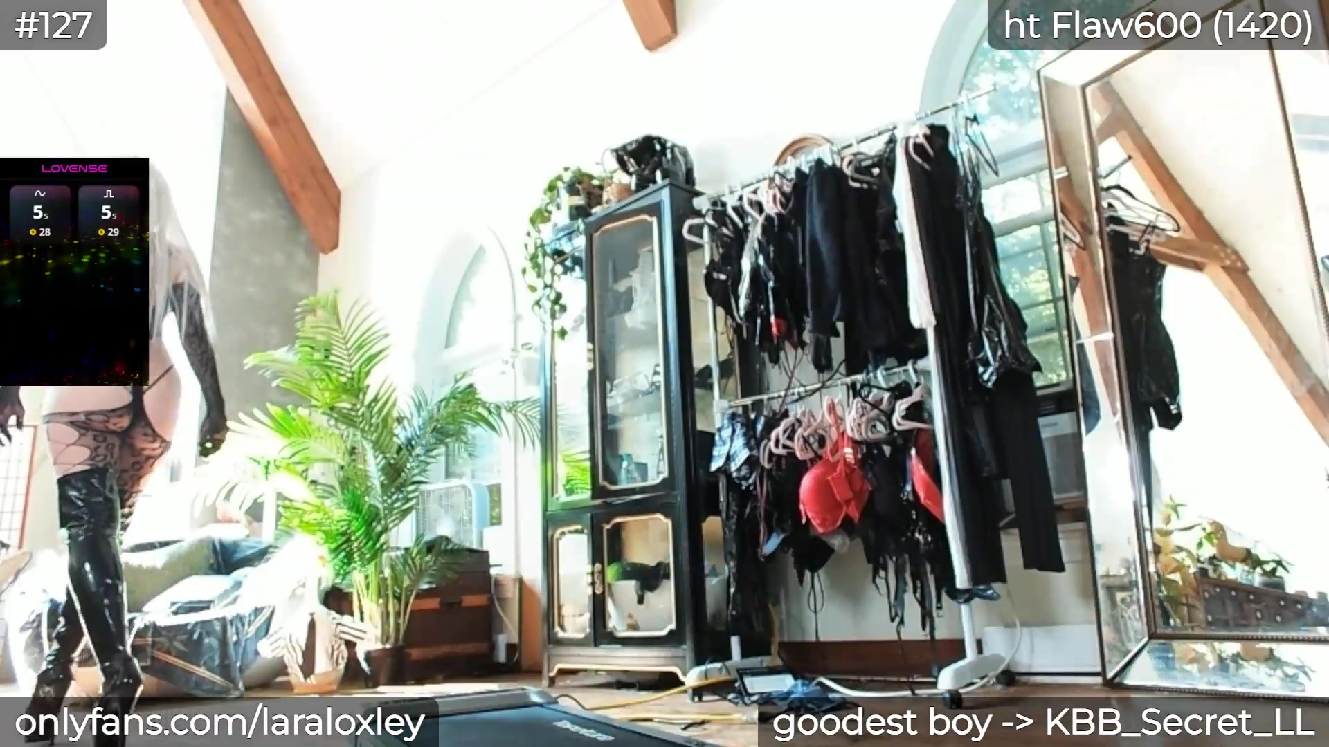Gallery image thumbnail from LaraLoxley's myfreecams stream on, 09/06/2026, 20:01 image 10 of 20