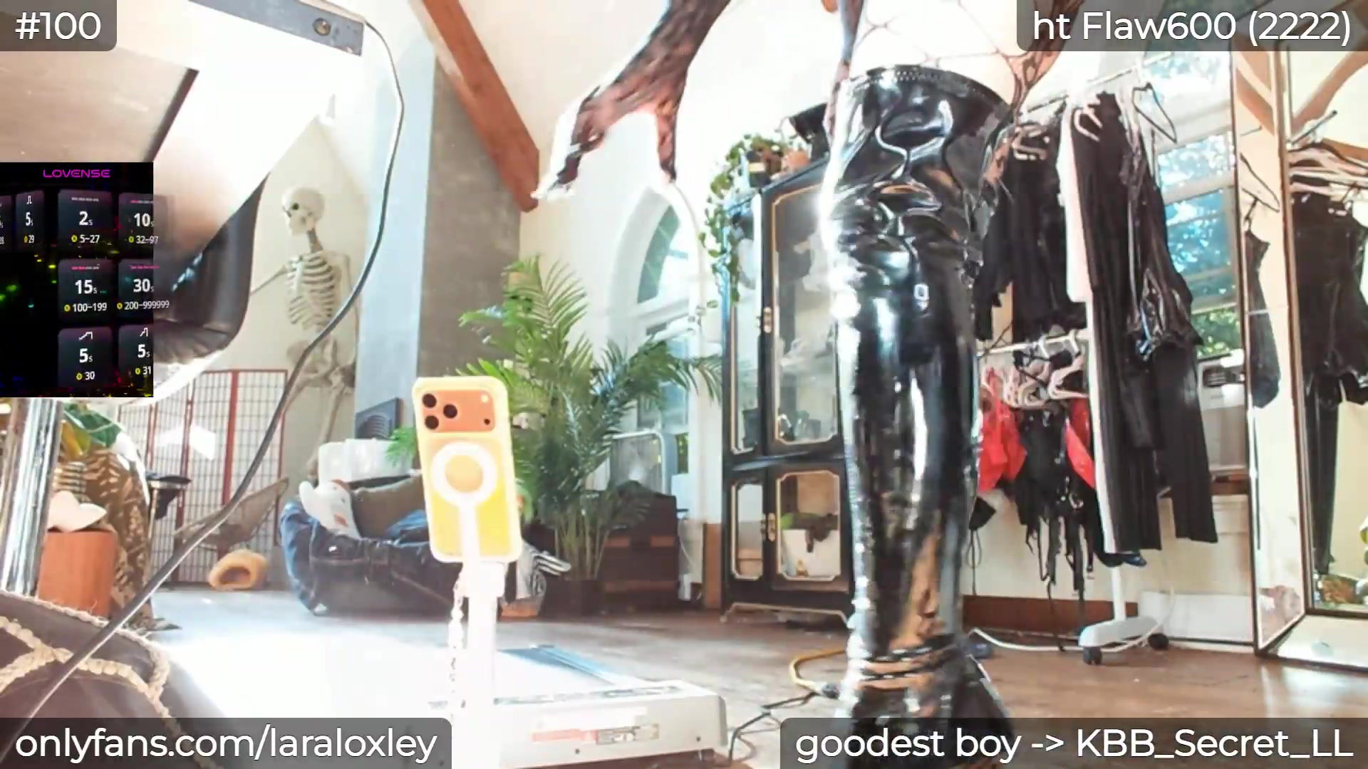Gallery image thumbnail from LaraLoxley's myfreecams stream on, 09/06/2026, 21:09 image 13 of 20