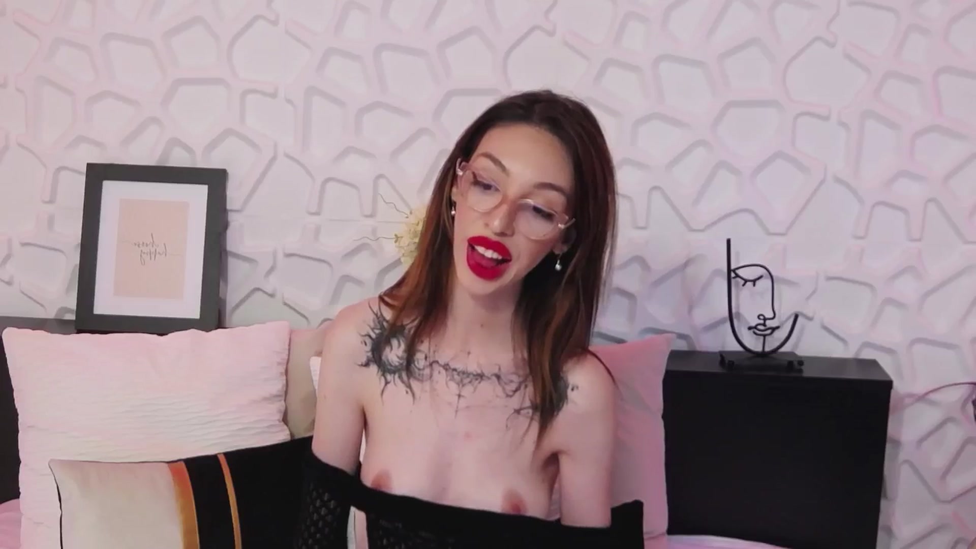 Gallery image thumbnail from LaraMason's myfreecams stream on, 07/23/2024, 11:57 image 15 of 20