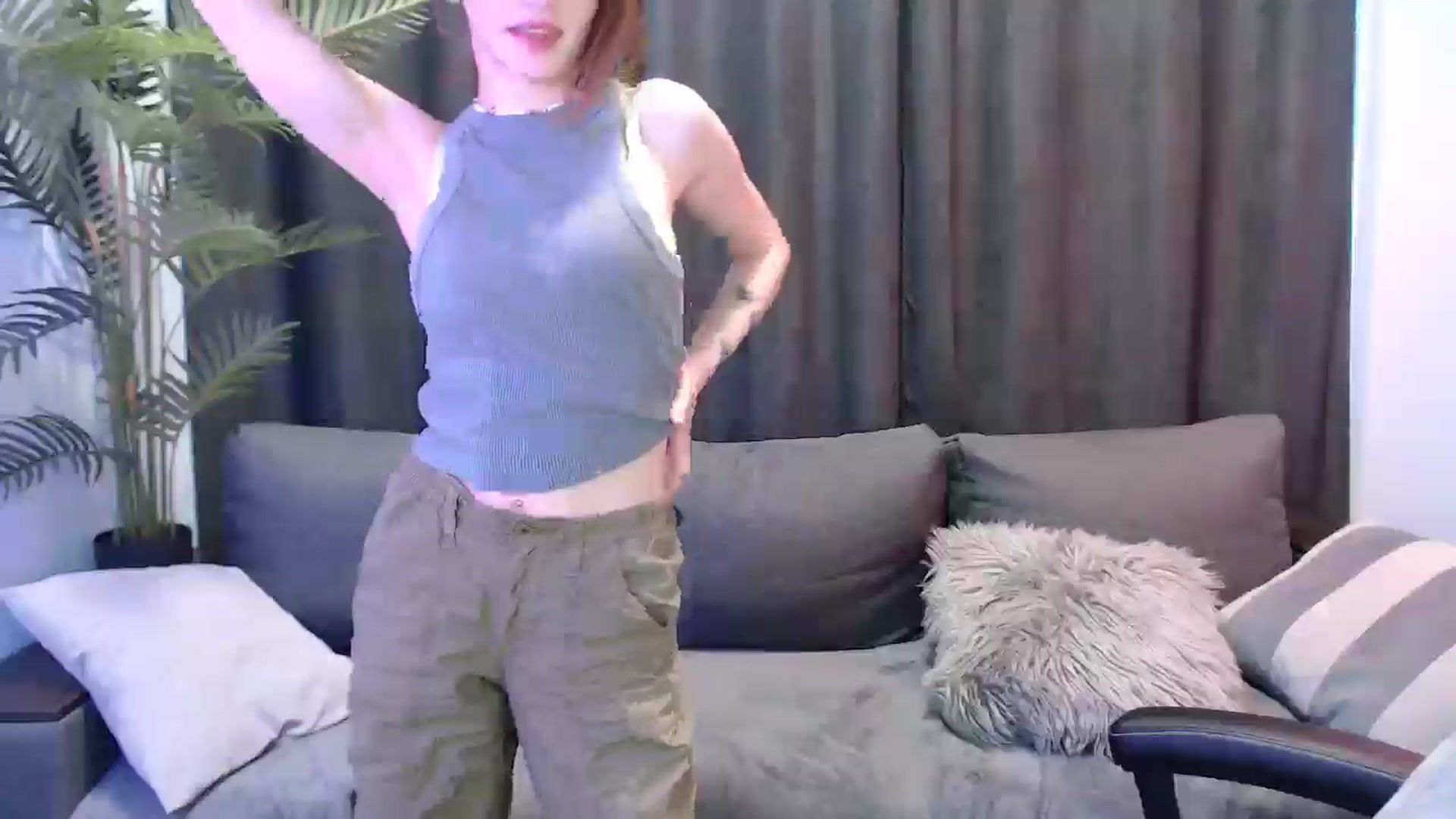 Gallery image thumbnail from LaraMinx's myfreecams stream on, 04/18/2026, 11:02 image 13 of 20