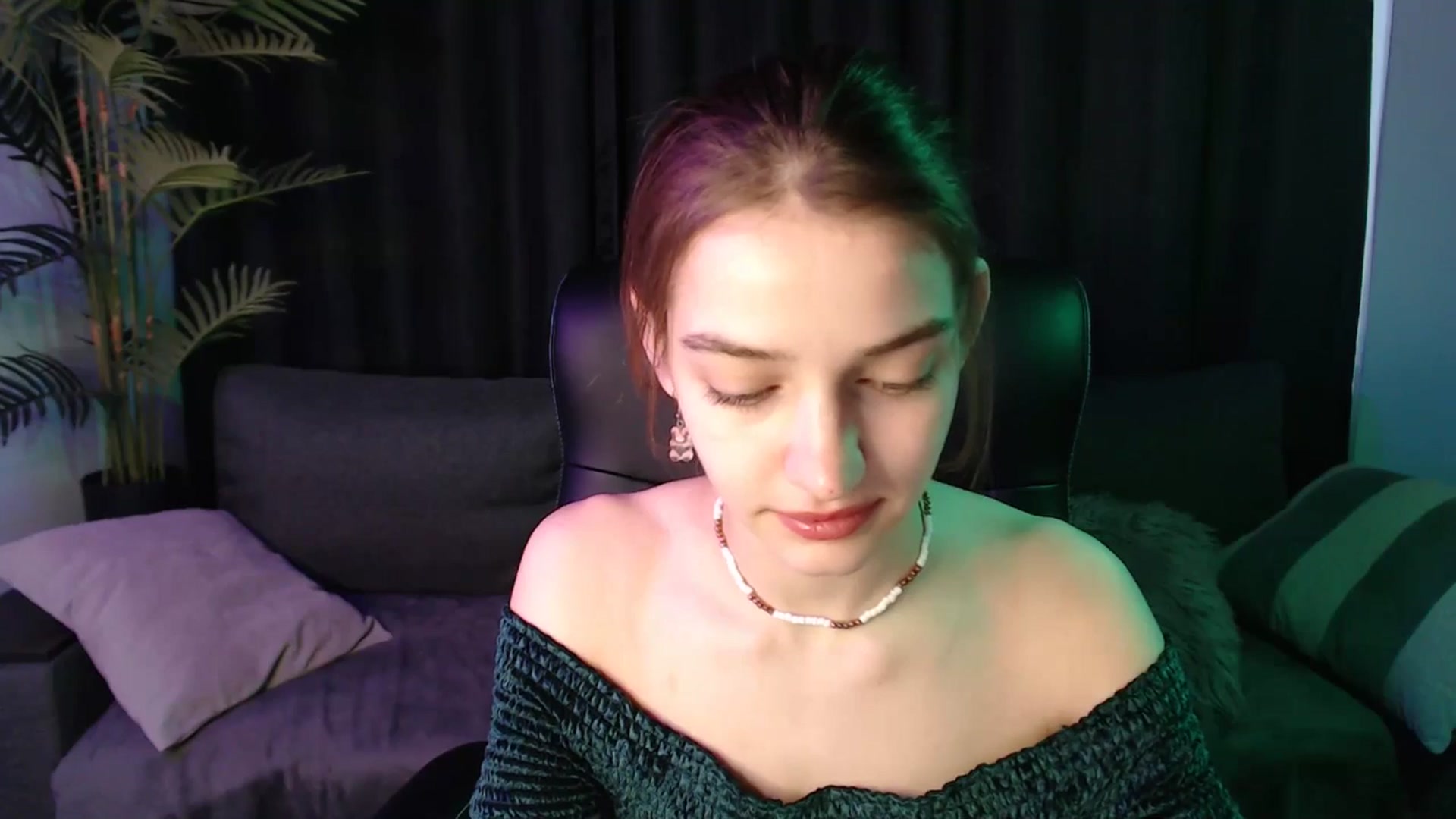 Gallery image thumbnail from LaraMinx's myfreecams stream on, 04/21/2026, 09:16 image 18 of 20