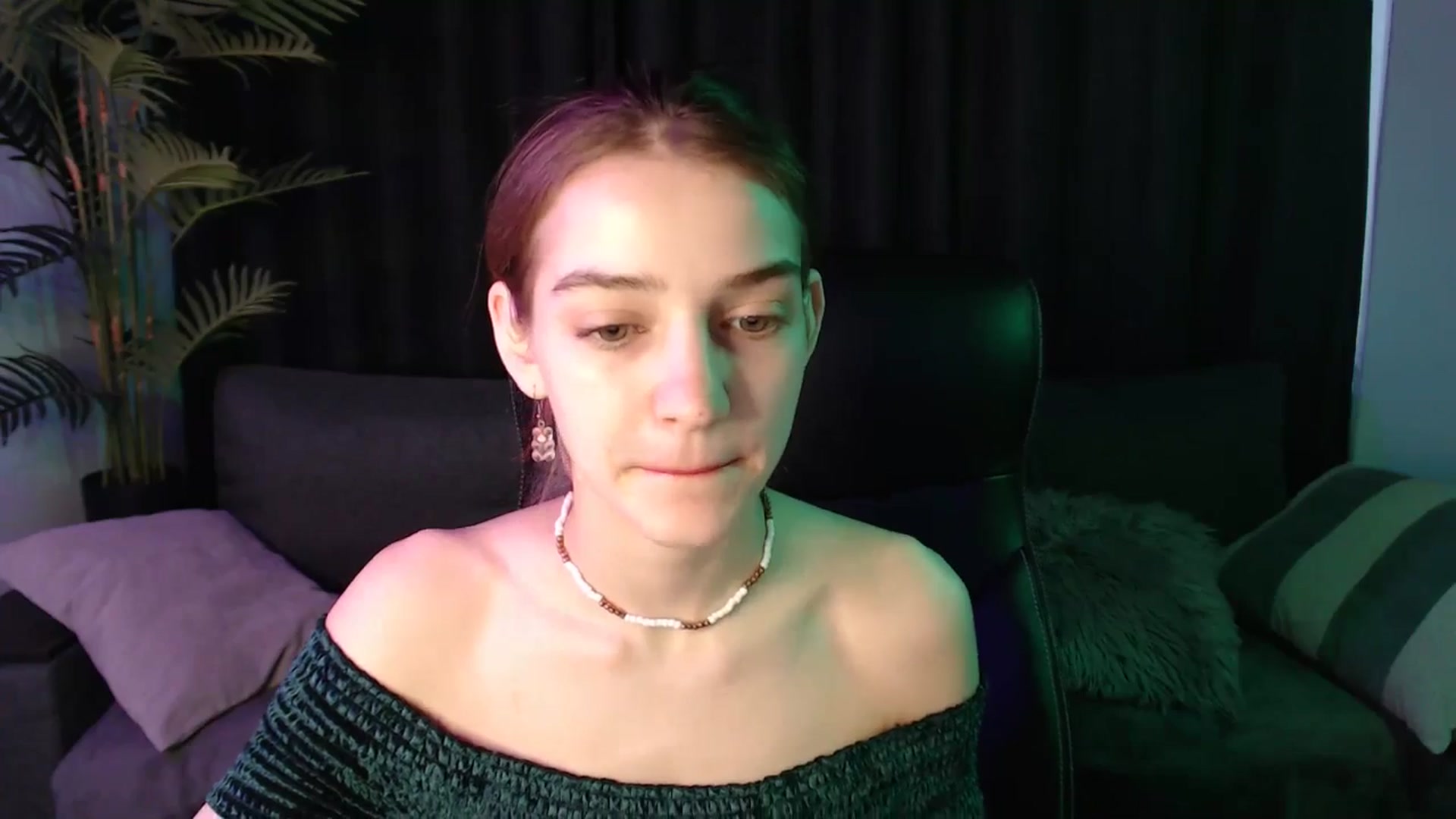 Gallery image thumbnail from LaraMinx's myfreecams stream on, 04/21/2026, 09:16 image 20 of 20
