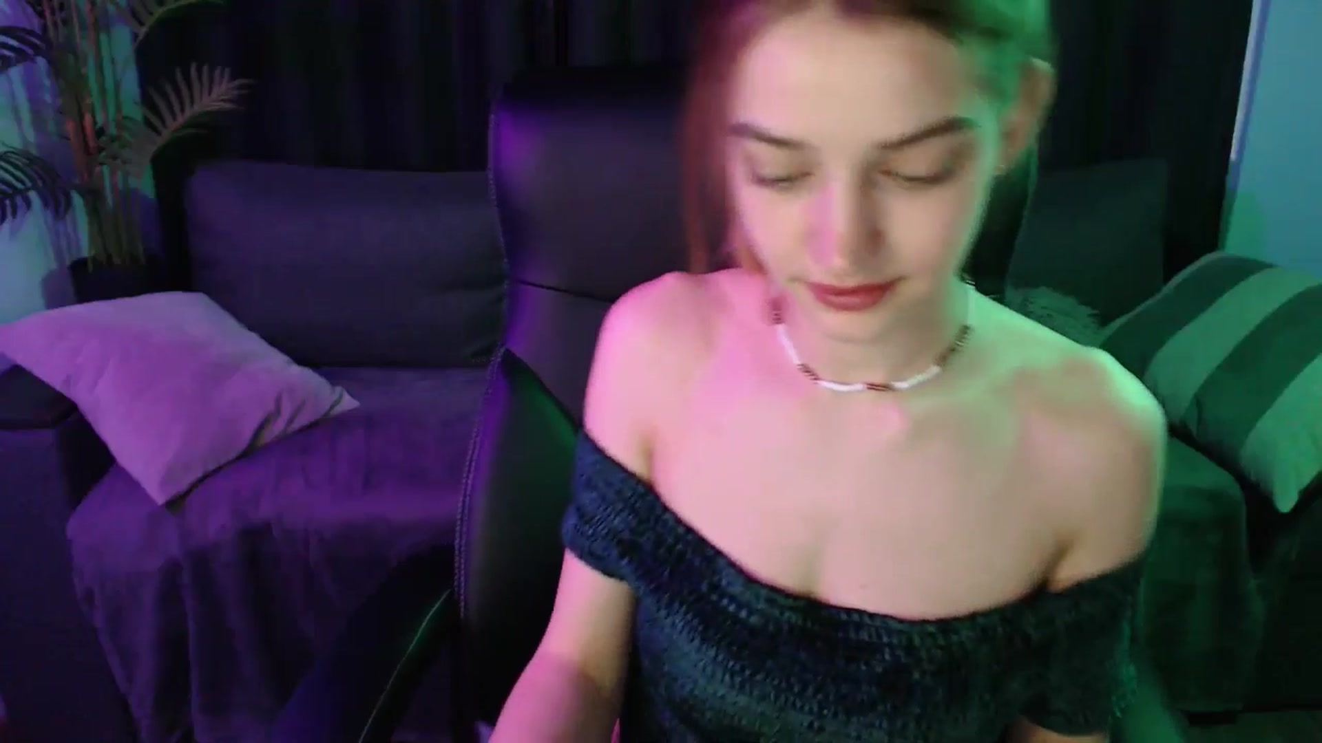 Gallery image thumbnail from LaraMinx's myfreecams stream on, 04/21/2026, 11:54 image 2 of 20