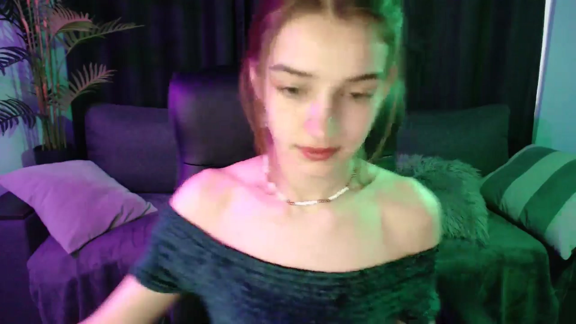 Gallery image thumbnail from LaraMinx's myfreecams stream on, 04/21/2026, 11:54 image 17 of 20