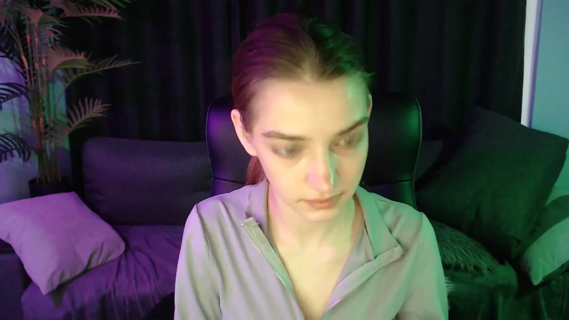 Gallery image thumbnail from LaraMinx's myfreecams stream on, 04/22/2026, 12:02 image 5 of 20