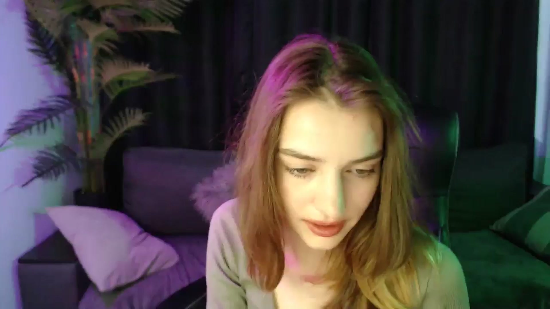 Gallery image thumbnail from LaraMinx's myfreecams stream on, 04/26/2026, 09:04 image 7 of 20