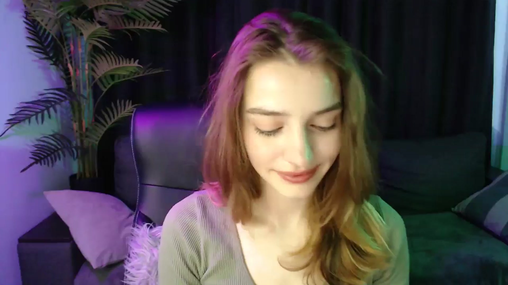 Gallery image thumbnail from LaraMinx's myfreecams stream on, 04/26/2026, 09:04 image 11 of 20