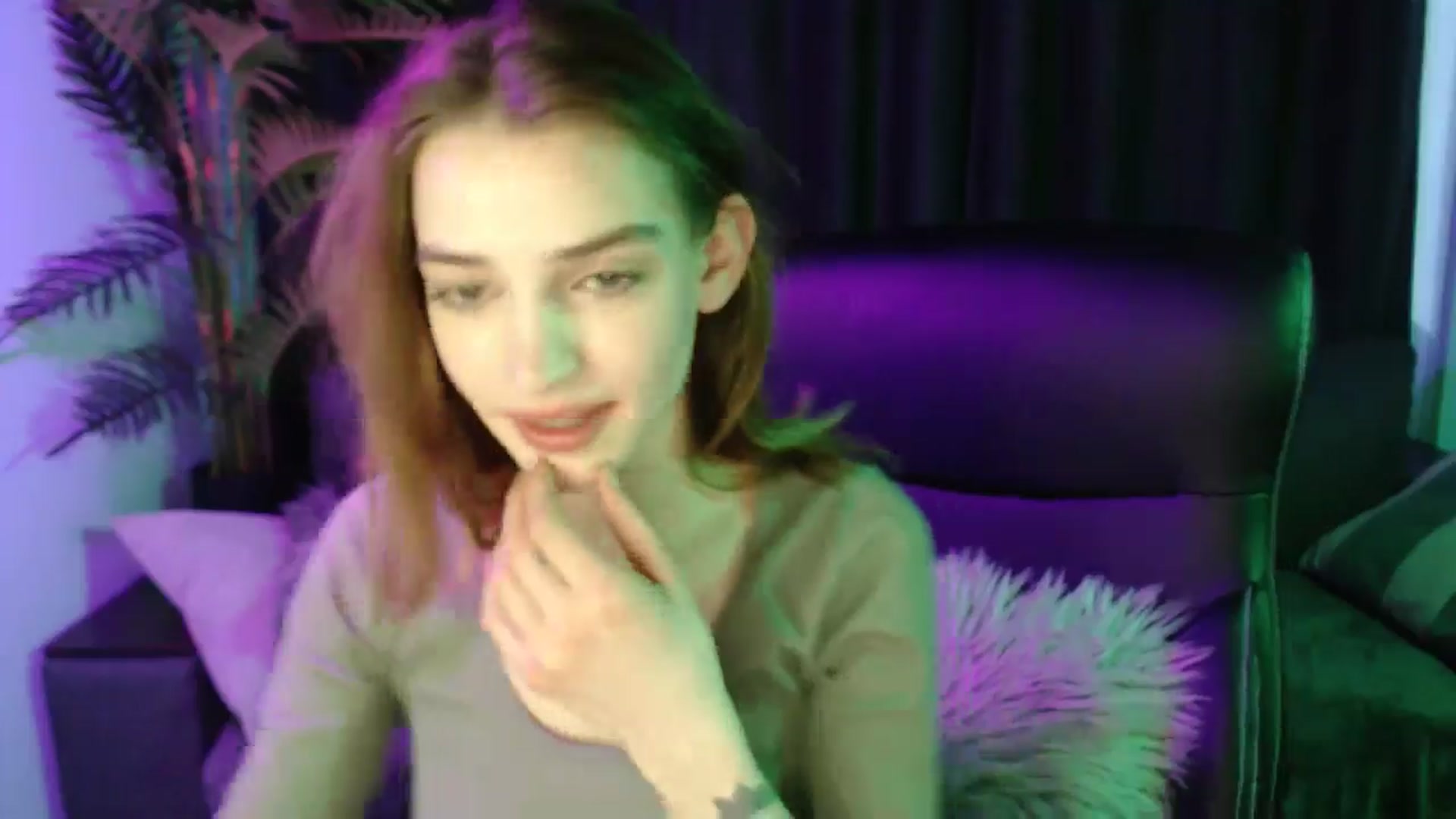 Gallery image thumbnail from LaraMinx's myfreecams stream on, 04/26/2026, 09:43 image 6 of 20