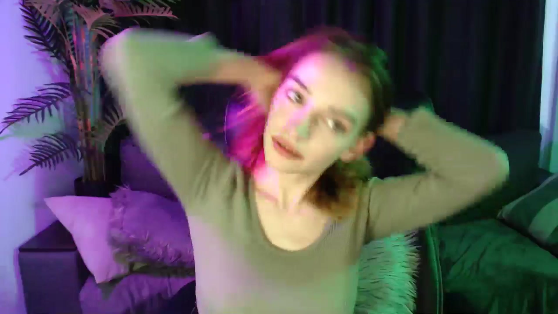 Gallery image thumbnail from LaraMinx's myfreecams stream on, 04/26/2026, 09:43 image 4 of 20