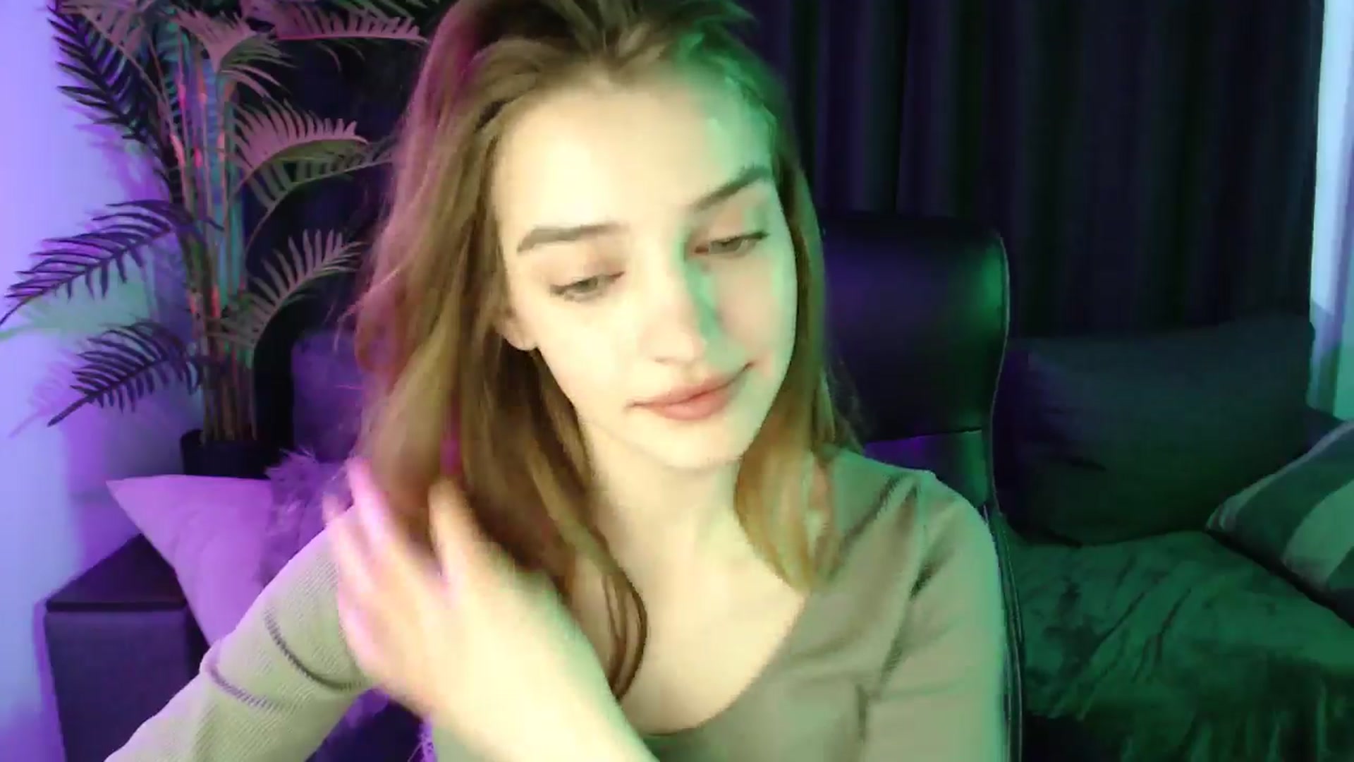 Gallery image thumbnail from LaraMinx's myfreecams stream on, 04/26/2026, 09:43 image 9 of 20