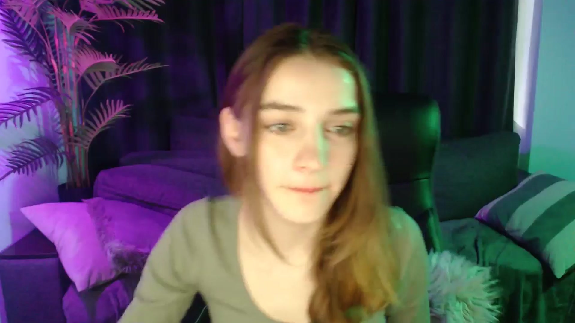 Gallery image thumbnail from LaraMinx's myfreecams stream on, 04/26/2026, 13:06 image 12 of 20