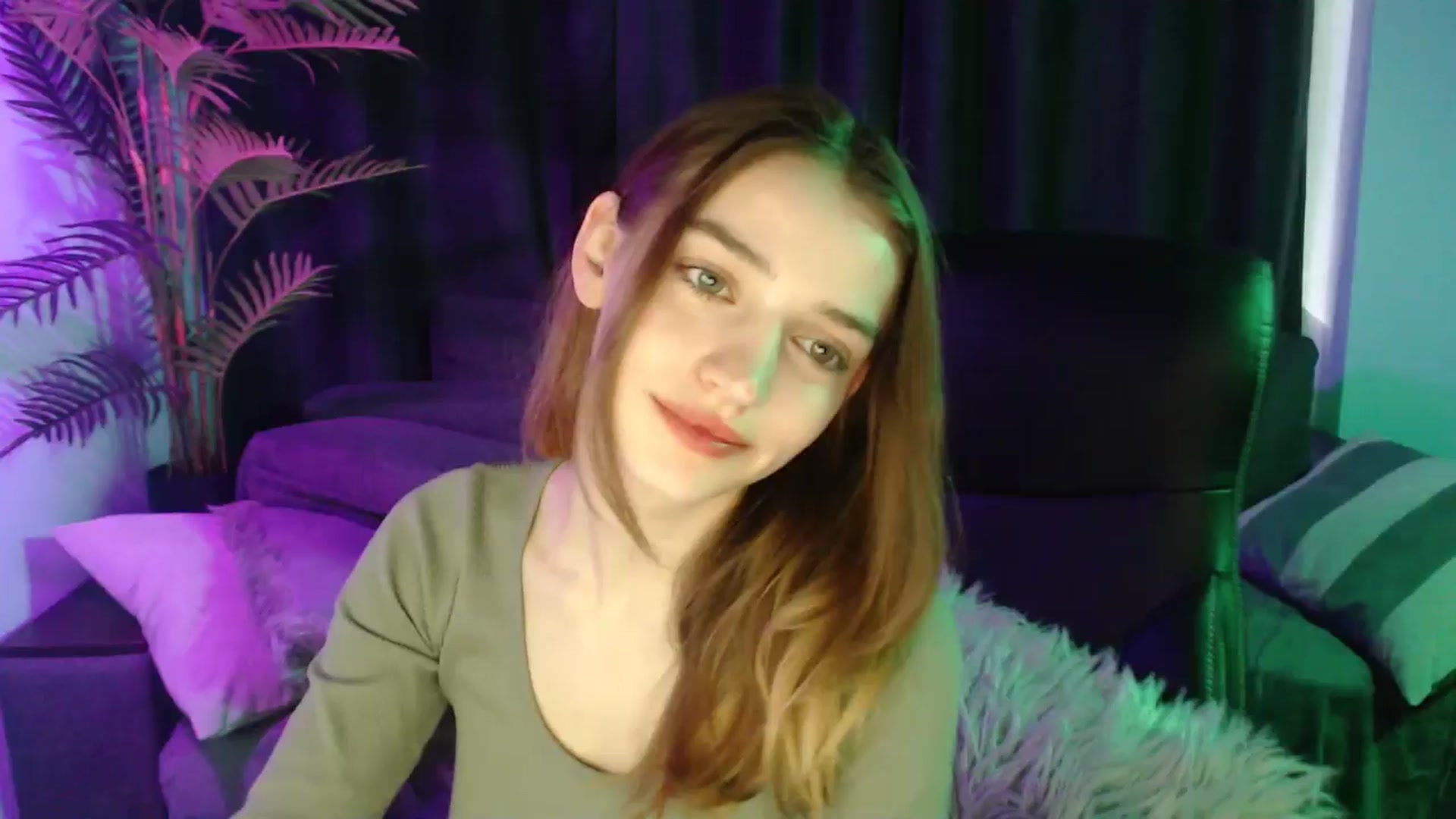 Gallery image thumbnail from LaraMinx's myfreecams stream on, 04/26/2026, 13:06 image 10 of 20