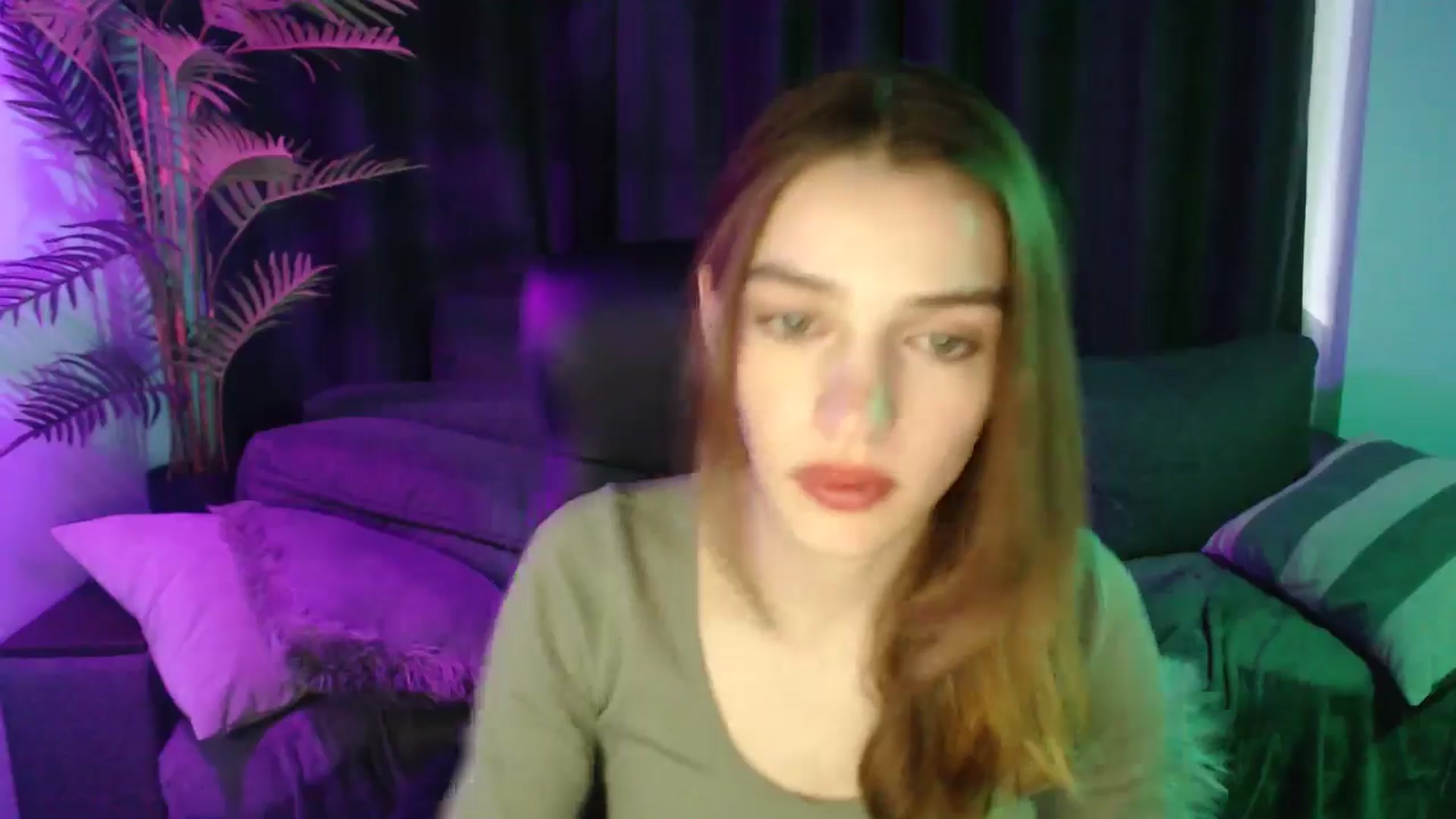 Gallery image thumbnail from LaraMinx's myfreecams stream on, 04/26/2026, 13:06 image 11 of 20