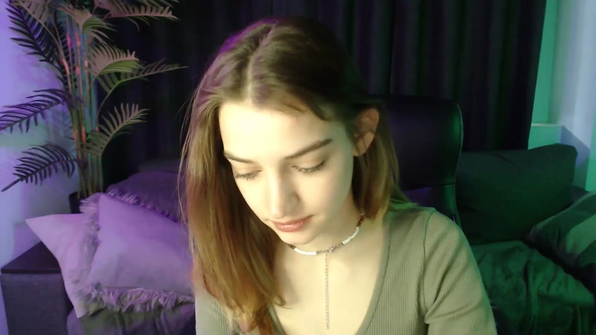 Gallery image thumbnail from LaraMinx's myfreecams stream on, 04/28/2026, 11:16 image 11 of 20