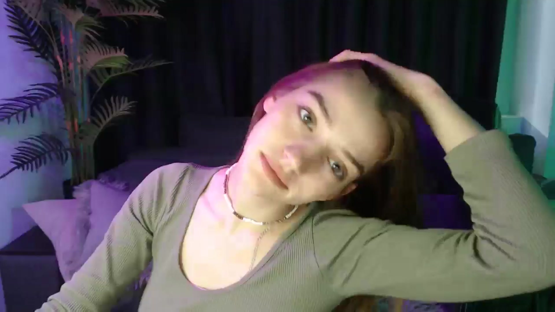 Gallery image thumbnail from LaraMinx's myfreecams stream on, 04/28/2026, 12:50 image 10 of 20