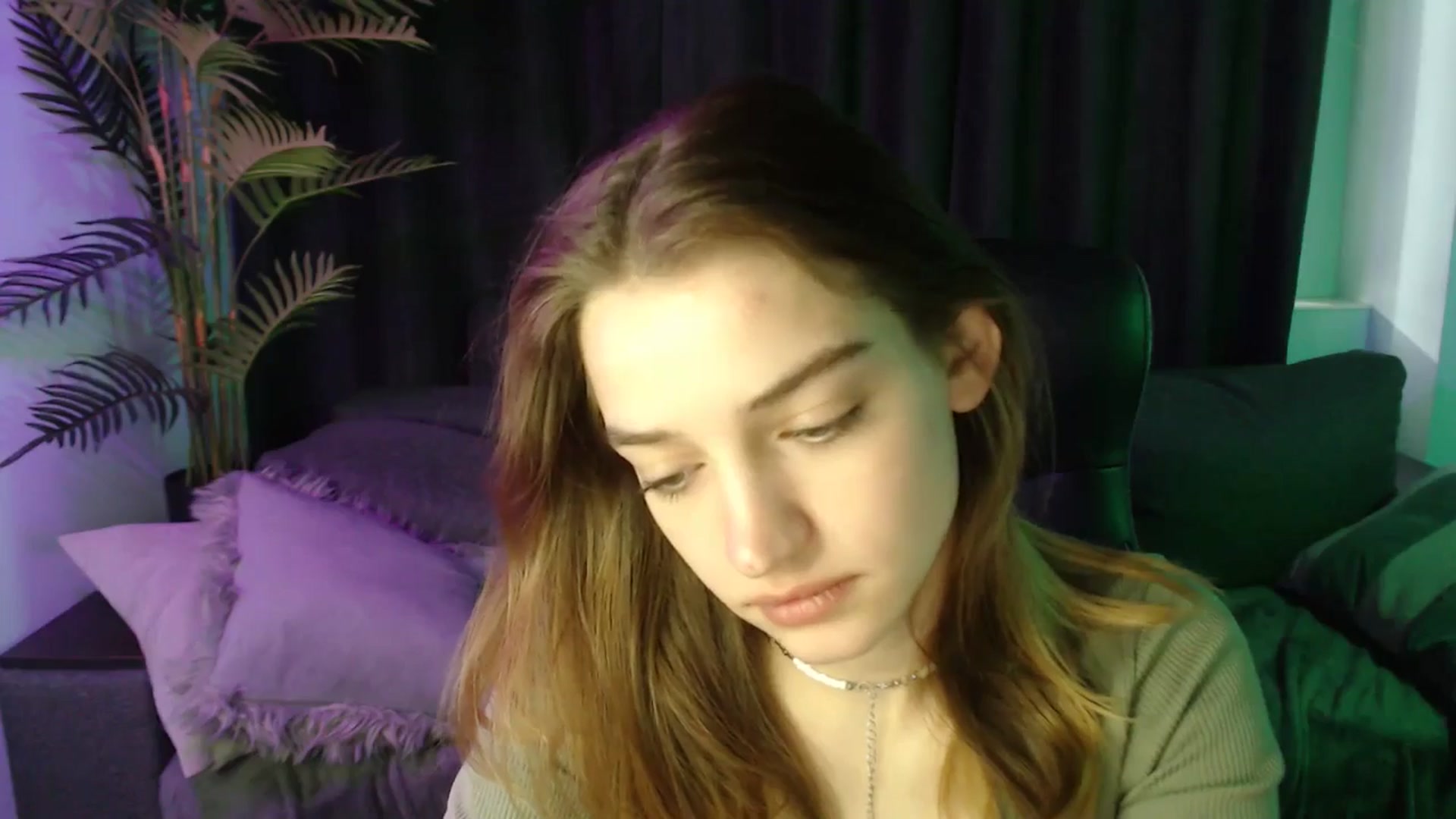 Gallery image thumbnail from LaraMinx's myfreecams stream on, 04/28/2026, 12:50 image 12 of 20