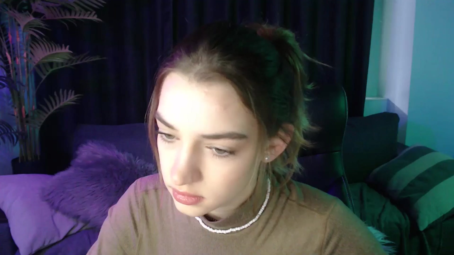 Gallery image thumbnail from LaraMinx's myfreecams stream on, 04/29/2026, 08:55 image 6 of 20