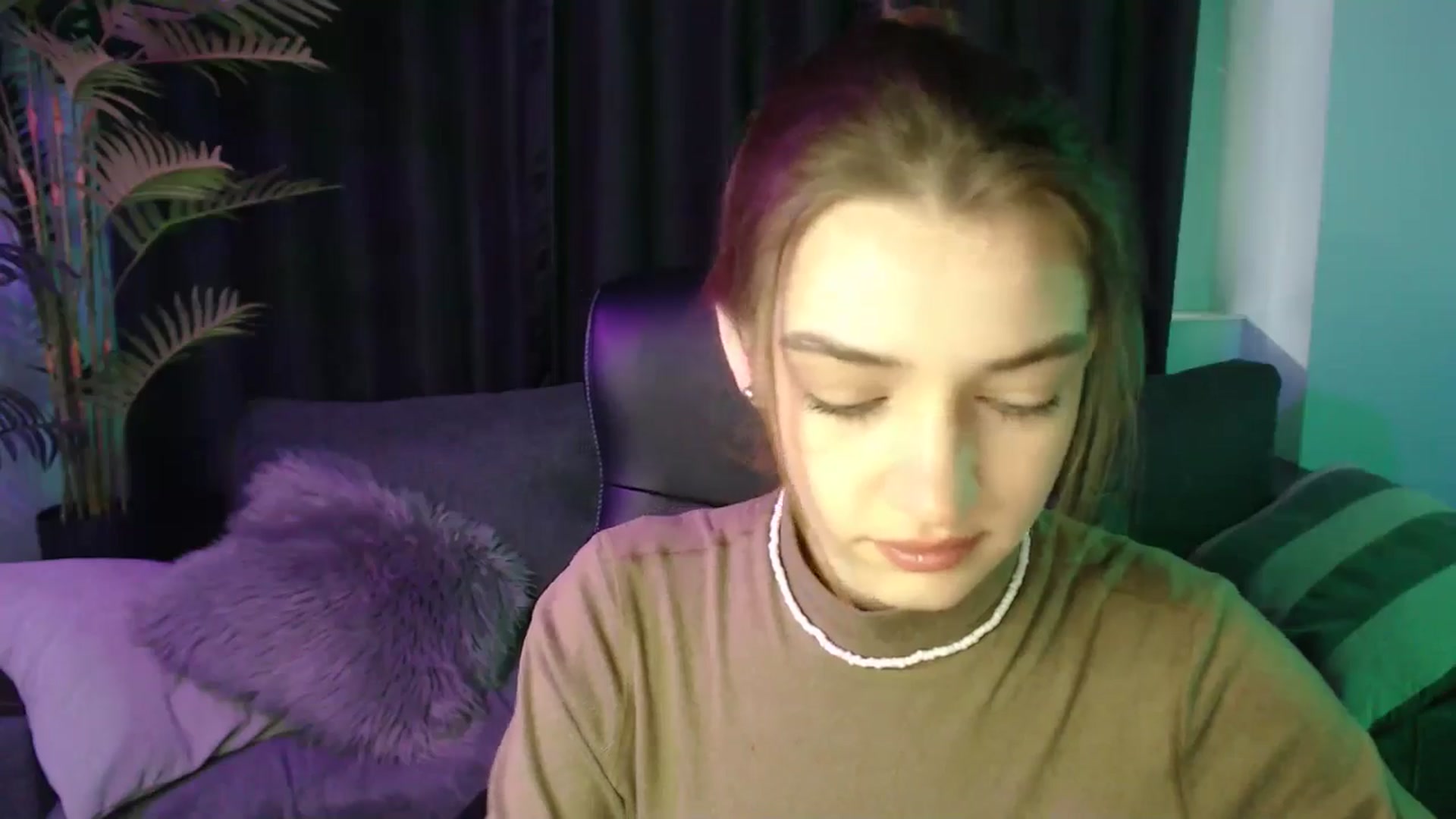 Gallery image thumbnail from LaraMinx's myfreecams stream on, 04/29/2026, 08:55 image 5 of 20