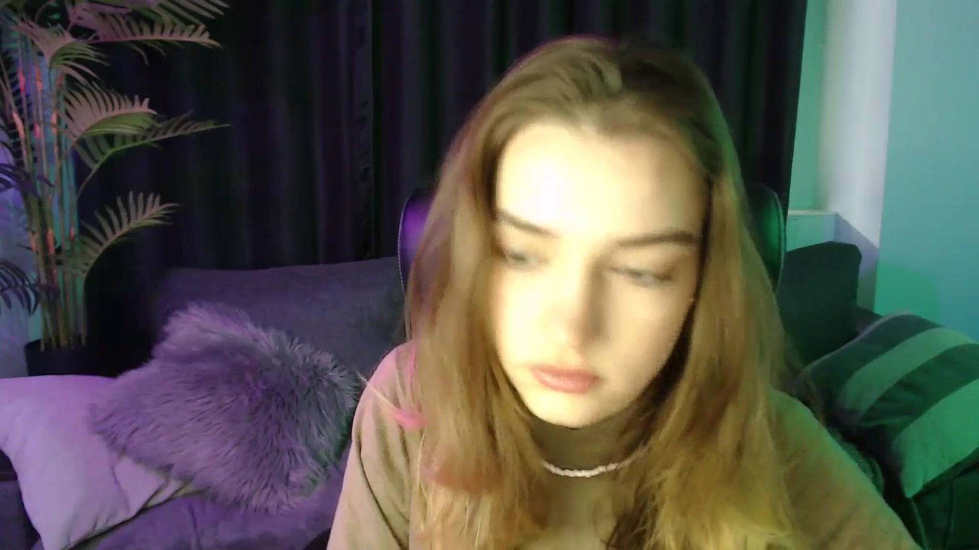 Gallery image thumbnail from LaraMinx's myfreecams stream on, 04/29/2026, 08:55 image 3 of 20