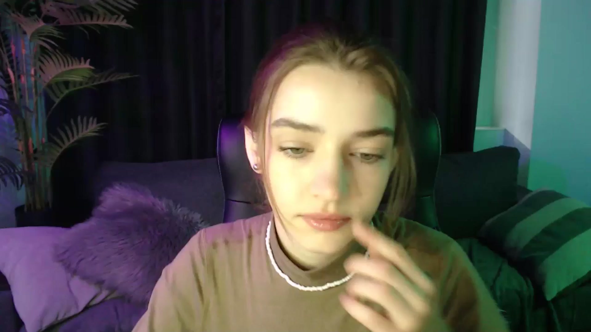 Gallery image thumbnail from LaraMinx's myfreecams stream on, 04/29/2026, 08:55 image 7 of 20