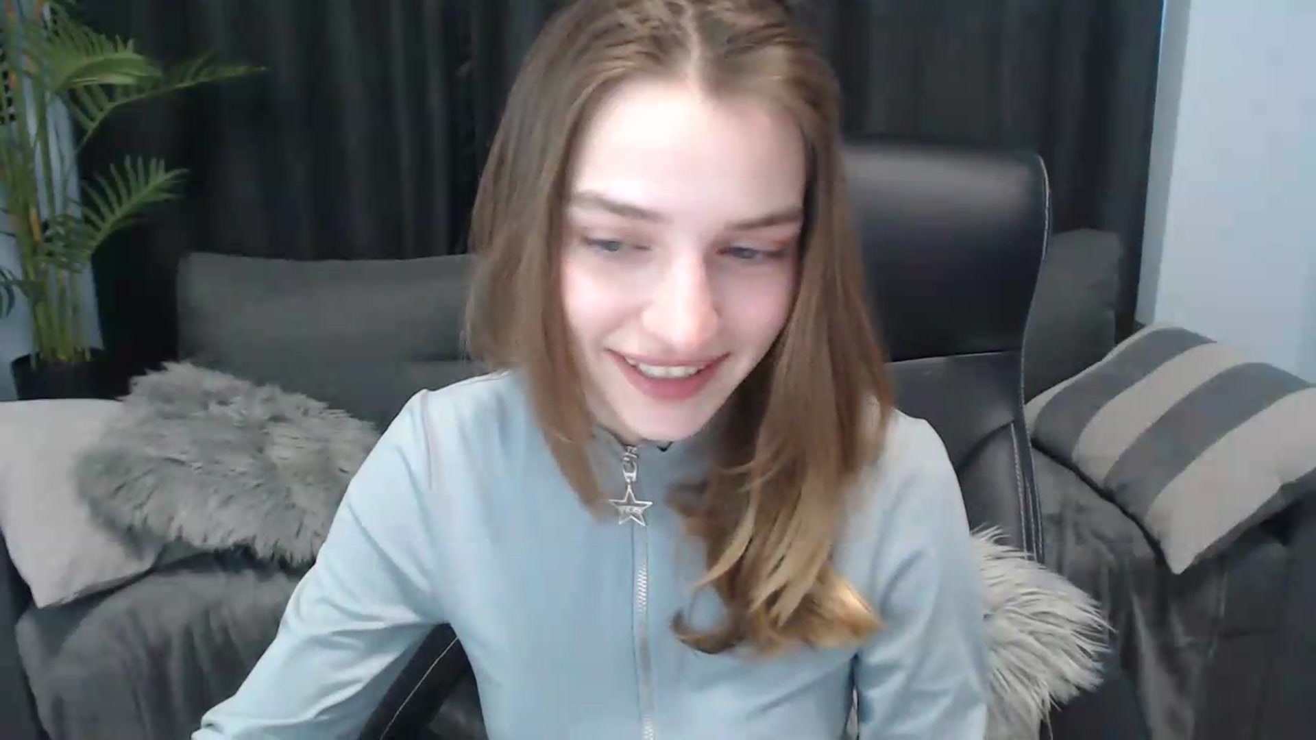 Gallery image thumbnail from LaraMinx's myfreecams stream on, 05/04/2026, 10:24 image 19 of 20