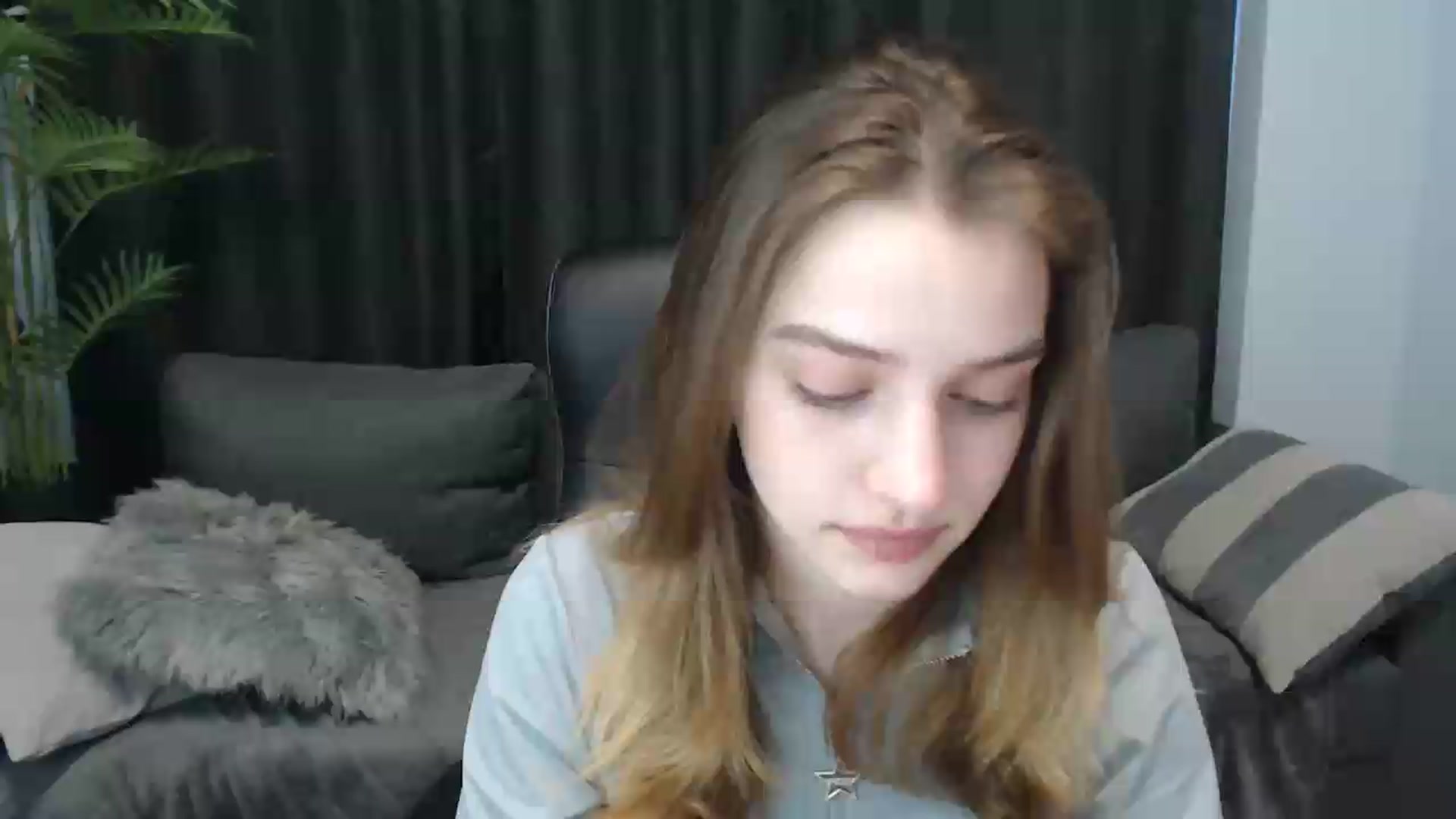 Gallery image thumbnail from LaraMinx's myfreecams stream on, 05/04/2026, 12:35 image 4 of 20