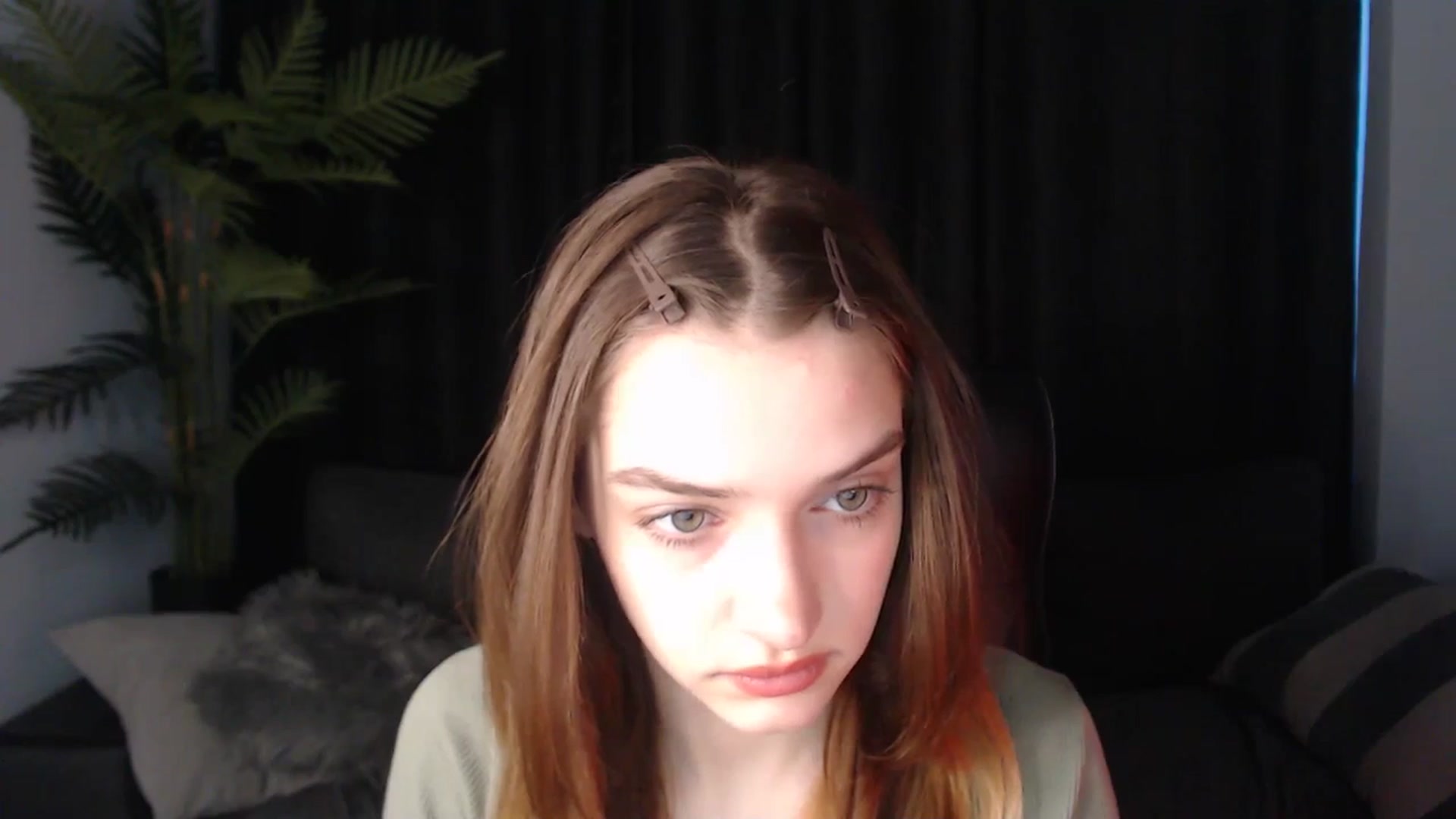 Gallery image thumbnail from LaraMinx's myfreecams stream on, 05/05/2026, 10:07 image 14 of 20