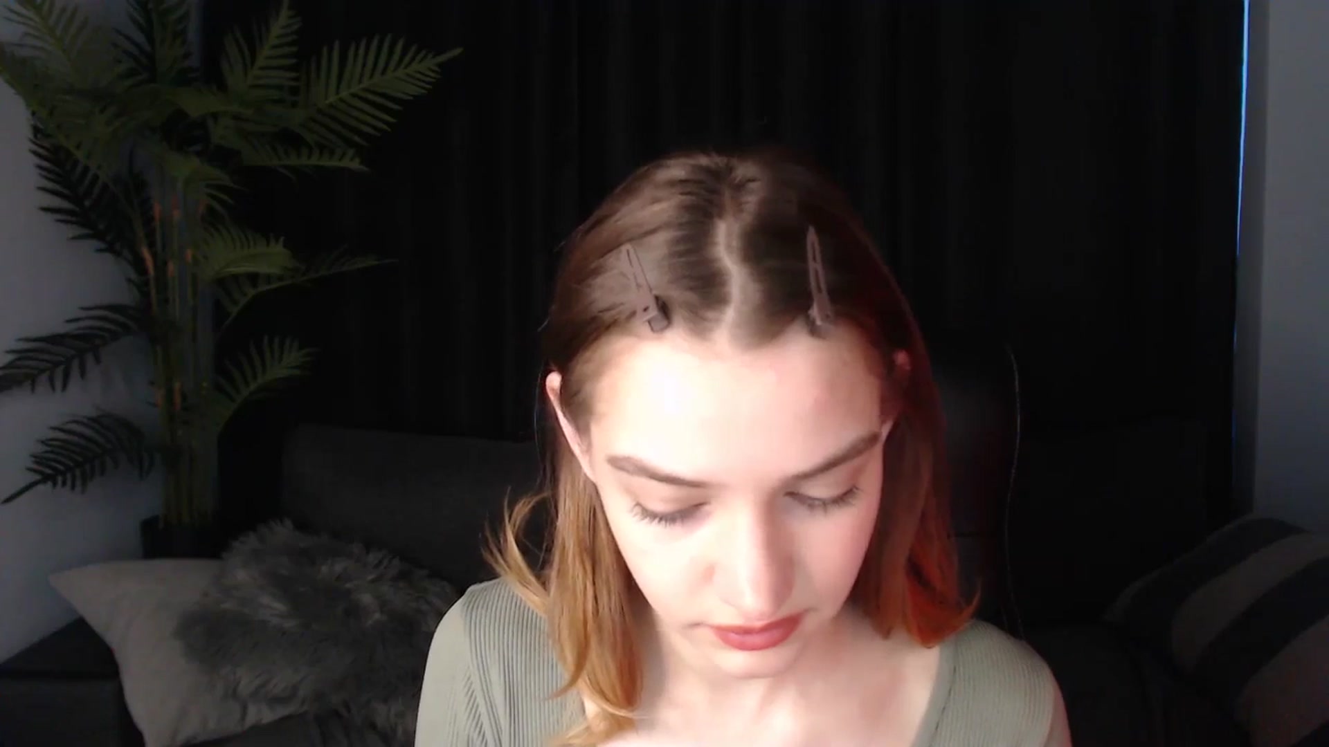 Gallery image thumbnail from LaraMinx's myfreecams stream on, 05/05/2026, 10:07 image 17 of 20
