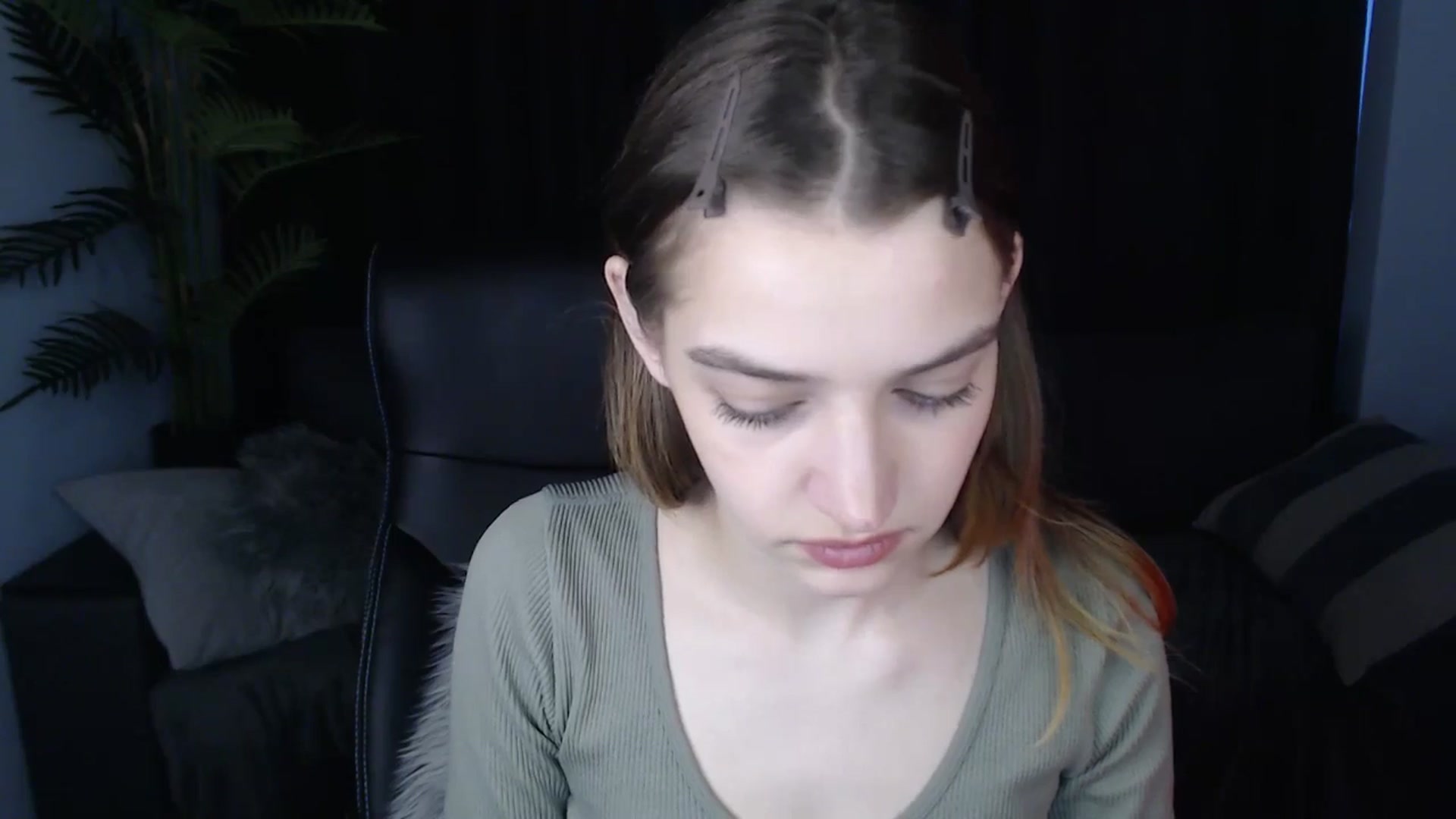 Gallery image thumbnail from LaraMinx's myfreecams stream on, 05/05/2026, 12:27 image 9 of 20