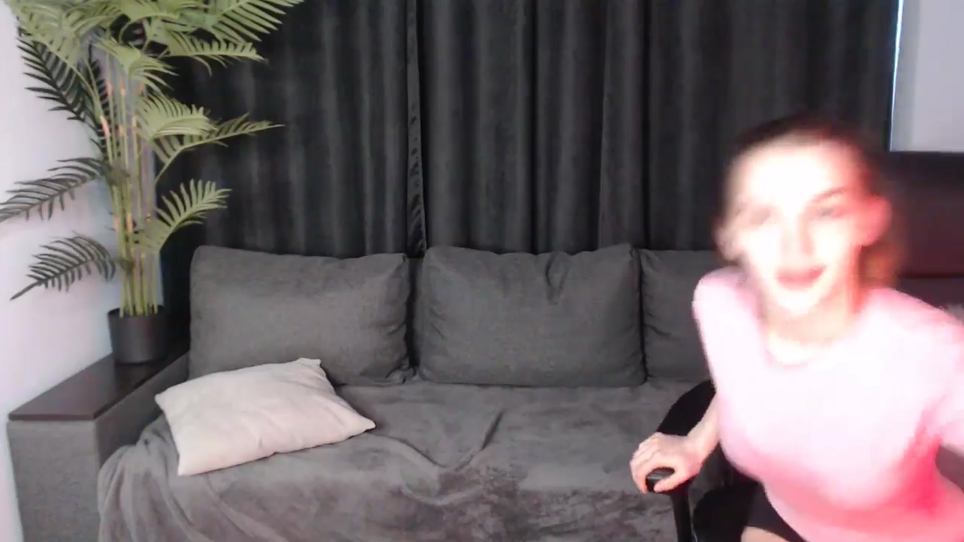 Gallery image thumbnail from LaraMinx's myfreecams stream on, 05/06/2026, 13:37 image 11 of 20